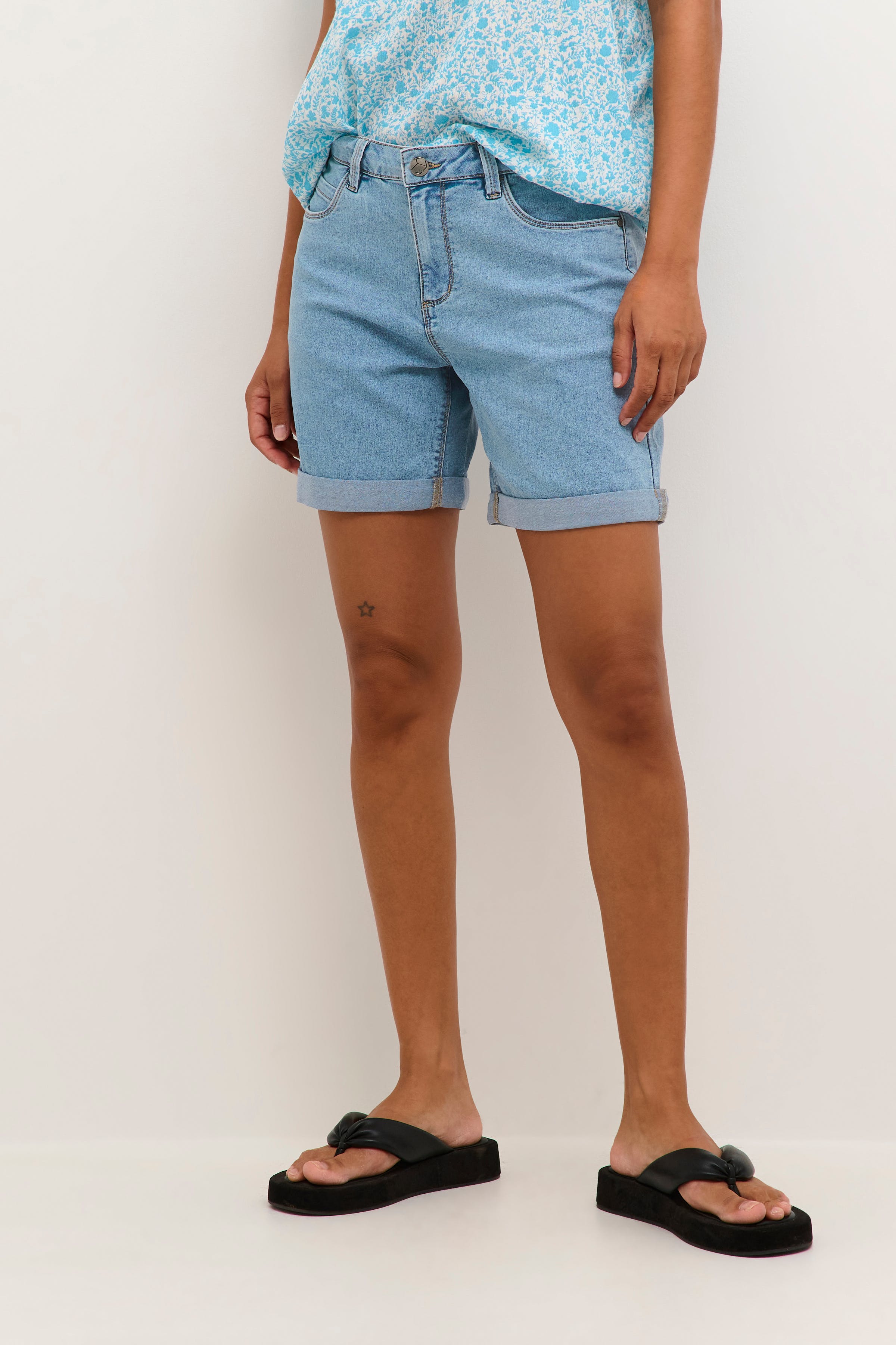 KAvicky Shorts LOOKBOOK FRONT 10505474-101012