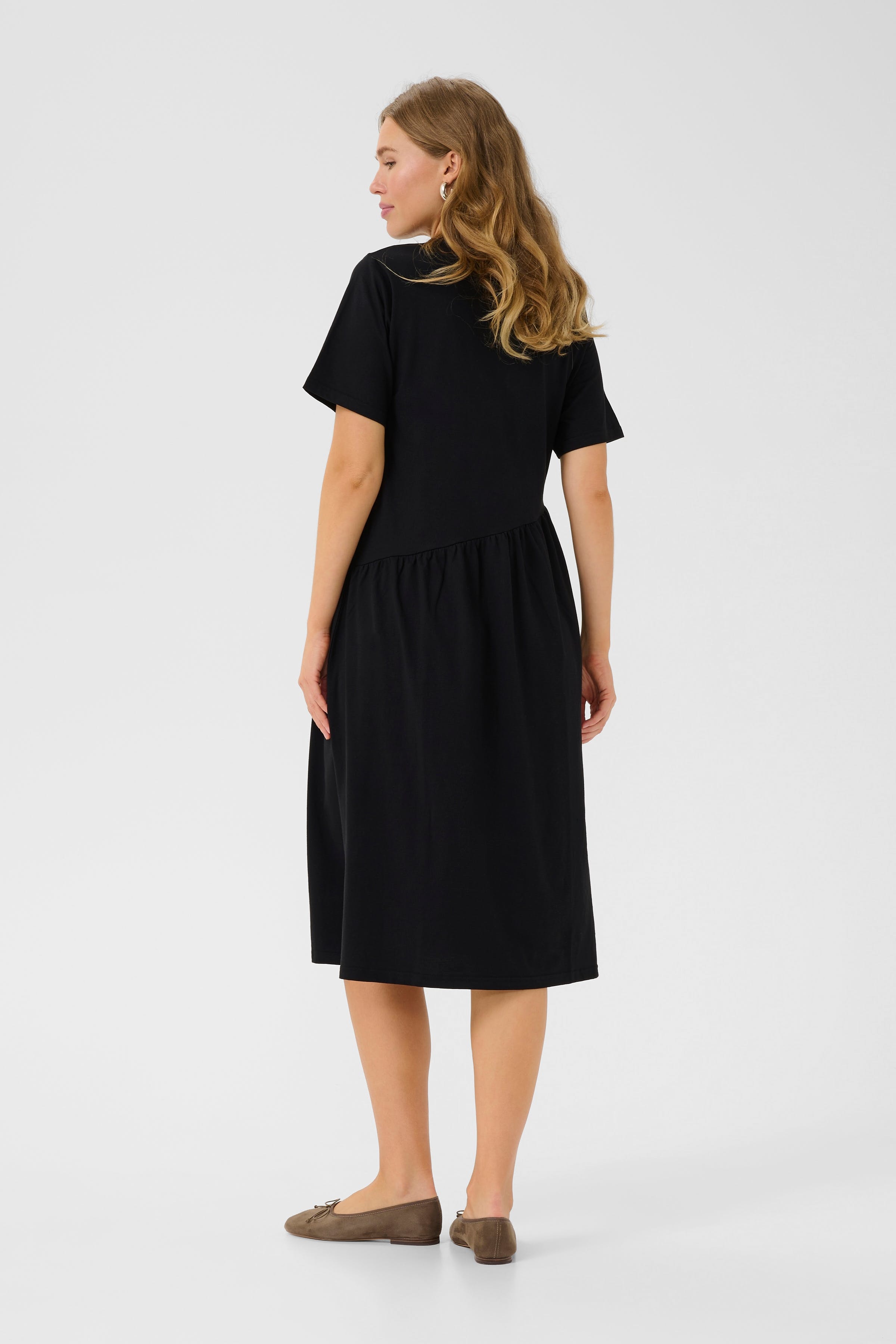 BPhelen Kleid LOOKBOOK BACK 10590925-100121B