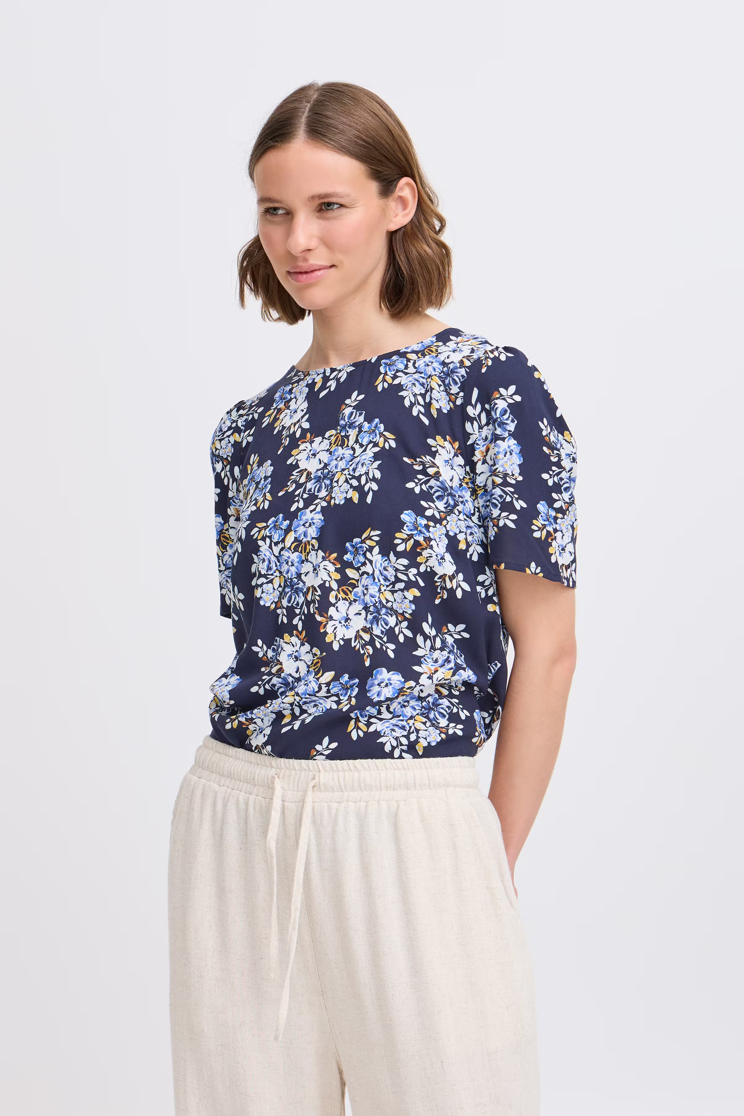 BYMMJOELLA Blouse LOOKBOOK FRONT 20811222-204600