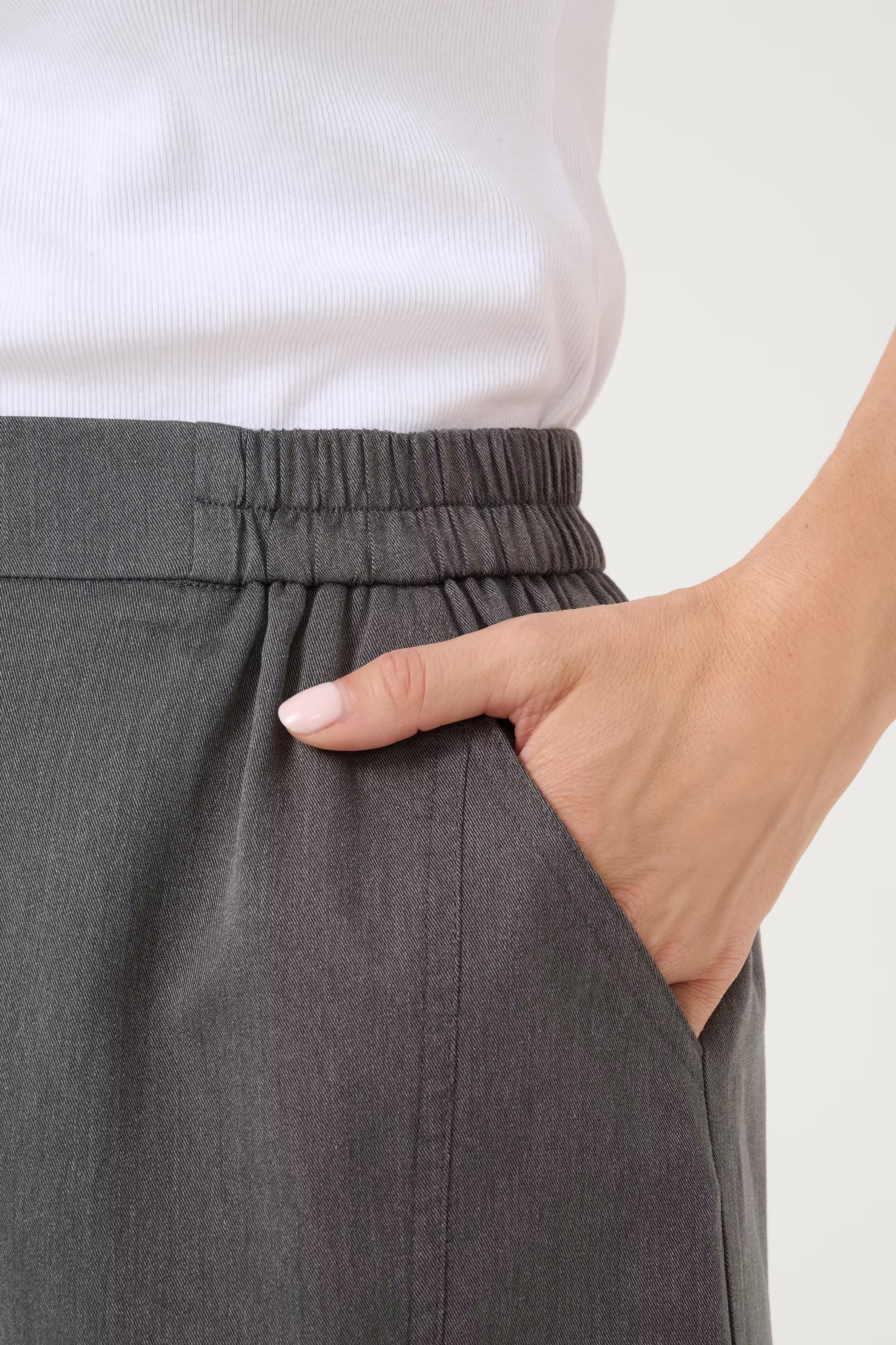 BPolga Skirt LOOKBOOK DETAIL 10590776-100125B