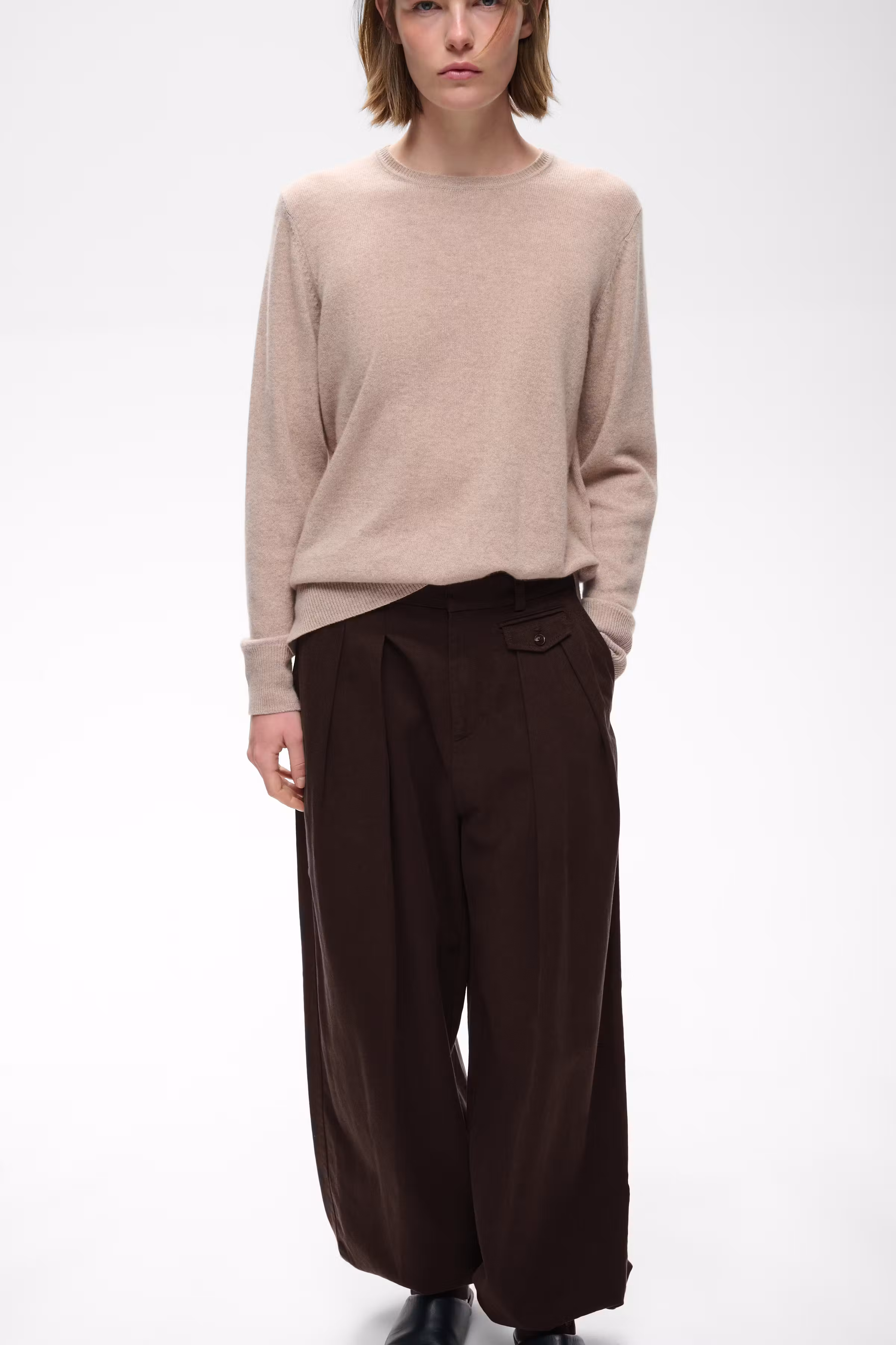 HESSIW Hose LOOKBOOK DETAIL 30112801-191109