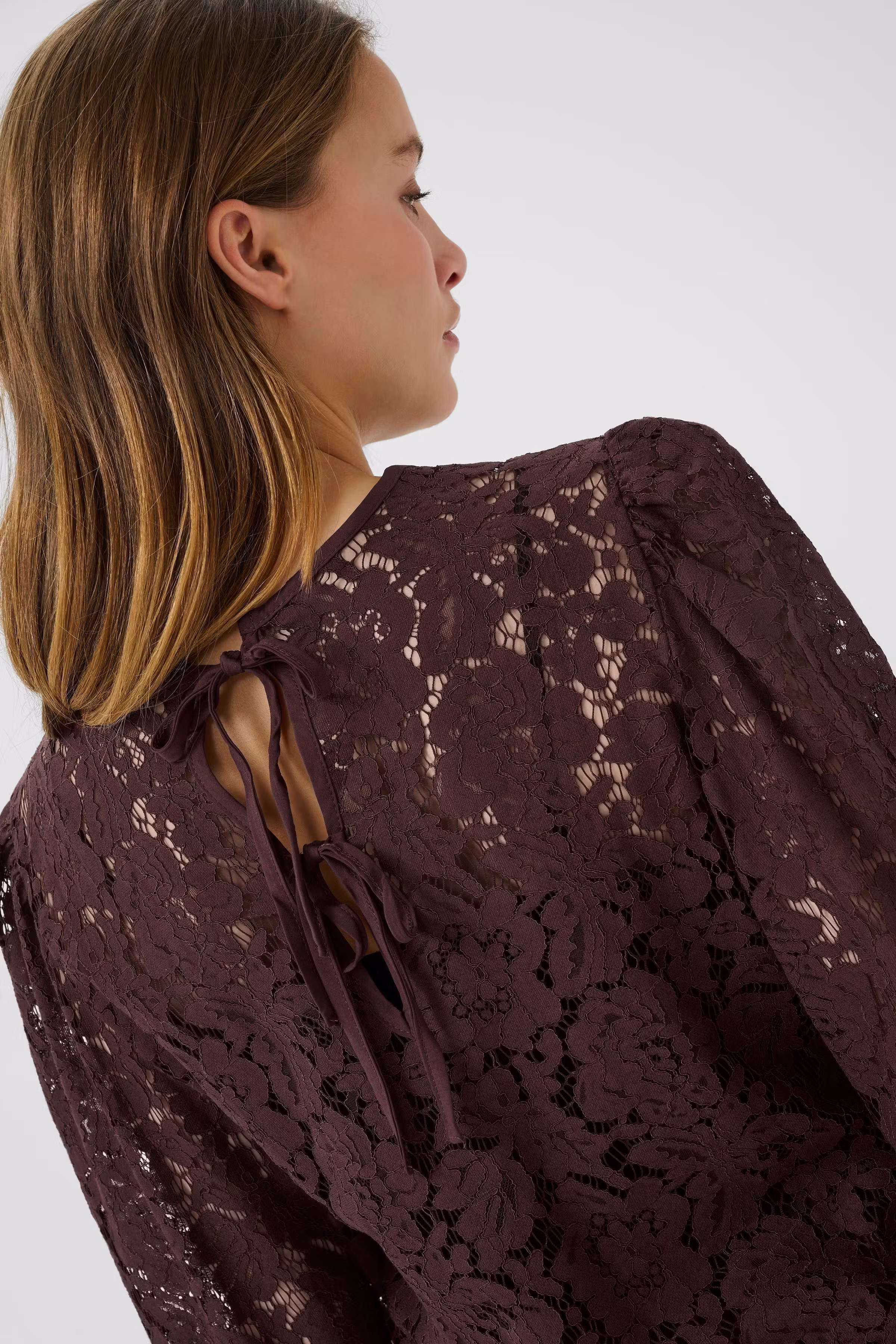 KAnomi Spitzenbluse LOOKBOOK DETAIL 10509158-191619