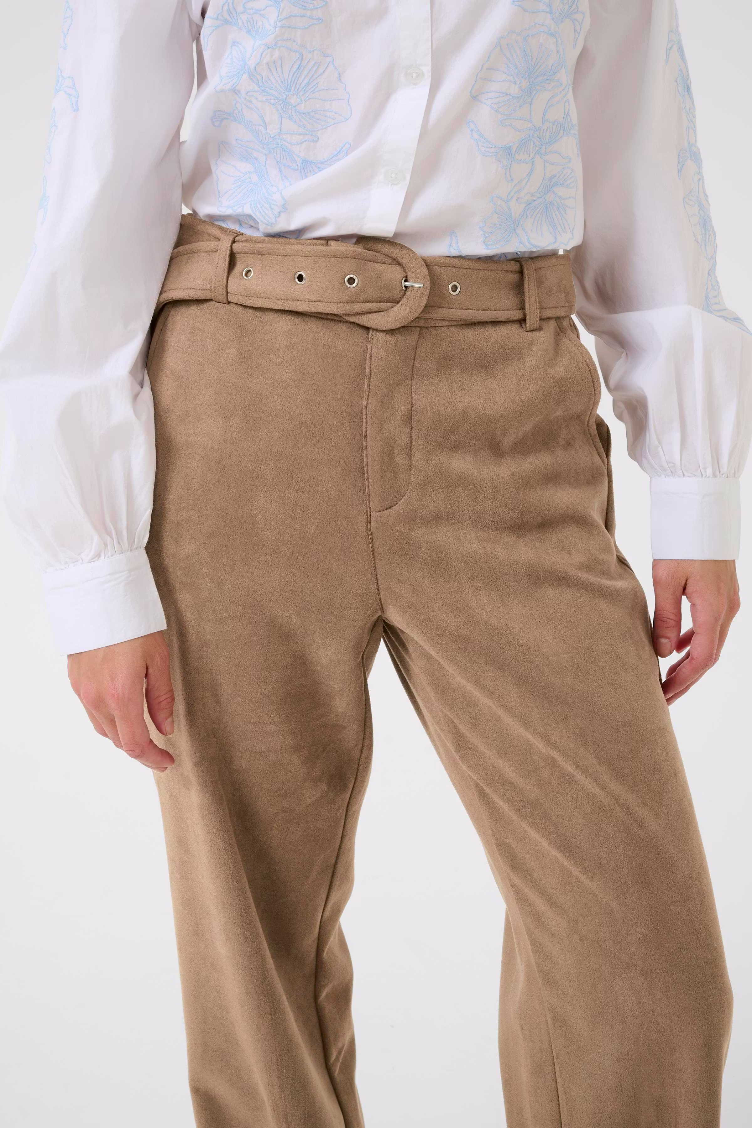 CRCala Trousers LOOKBOOK DETAIL 10614542-181020