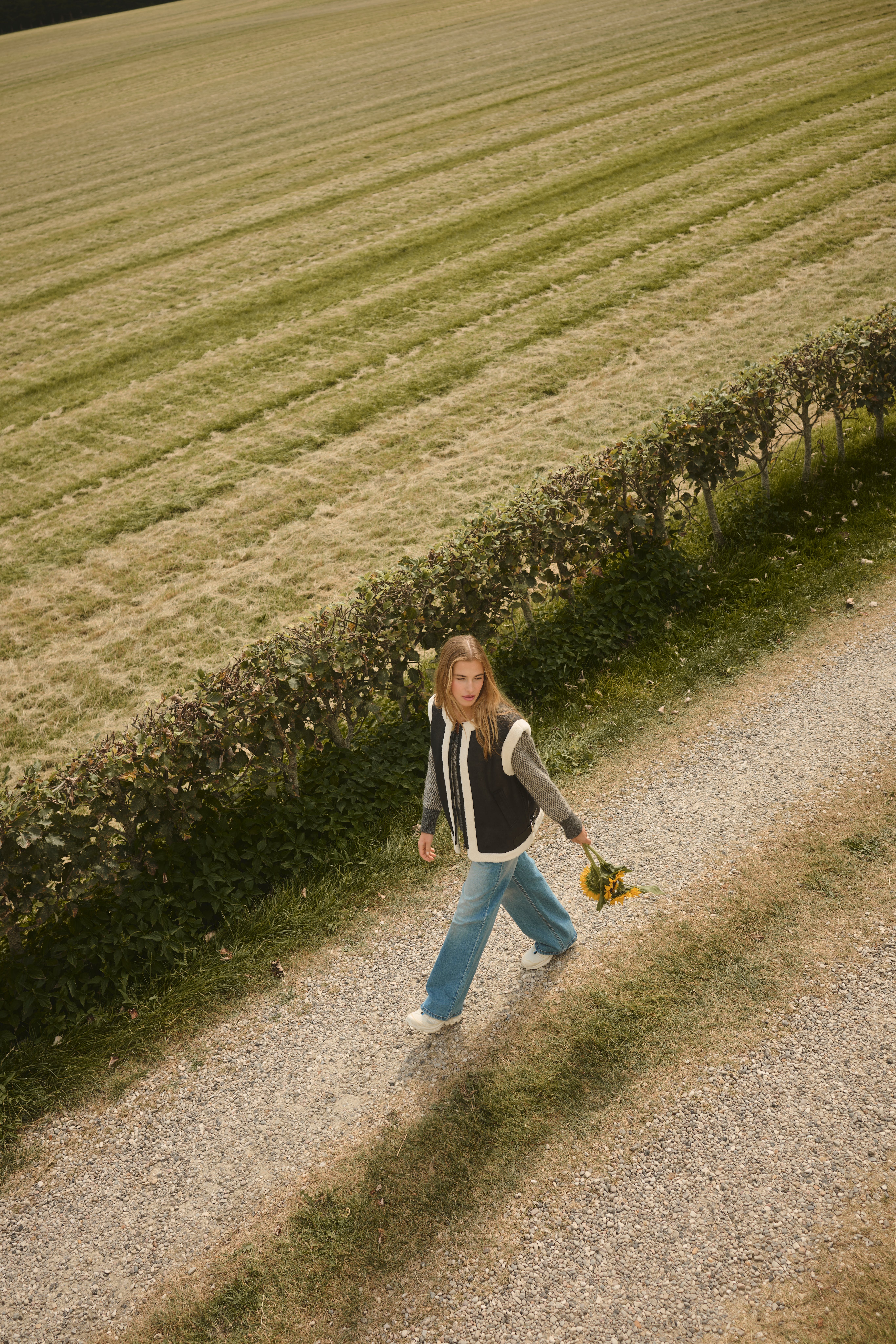 KApernille Varm väst LOCATION NONE 10510199-100121