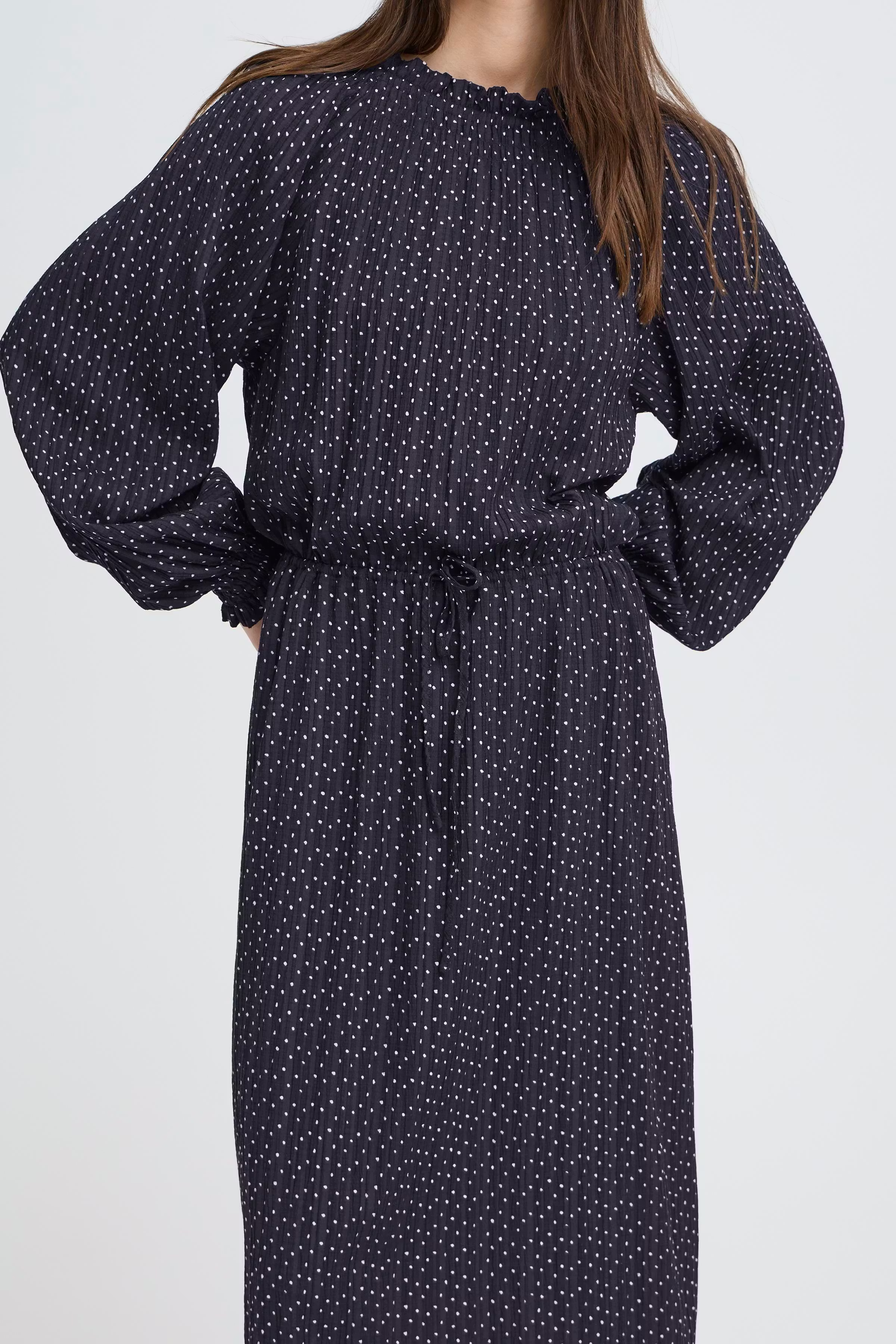 PZADDISON Kjole LOOKBOOK DETAIL 50210292-194020