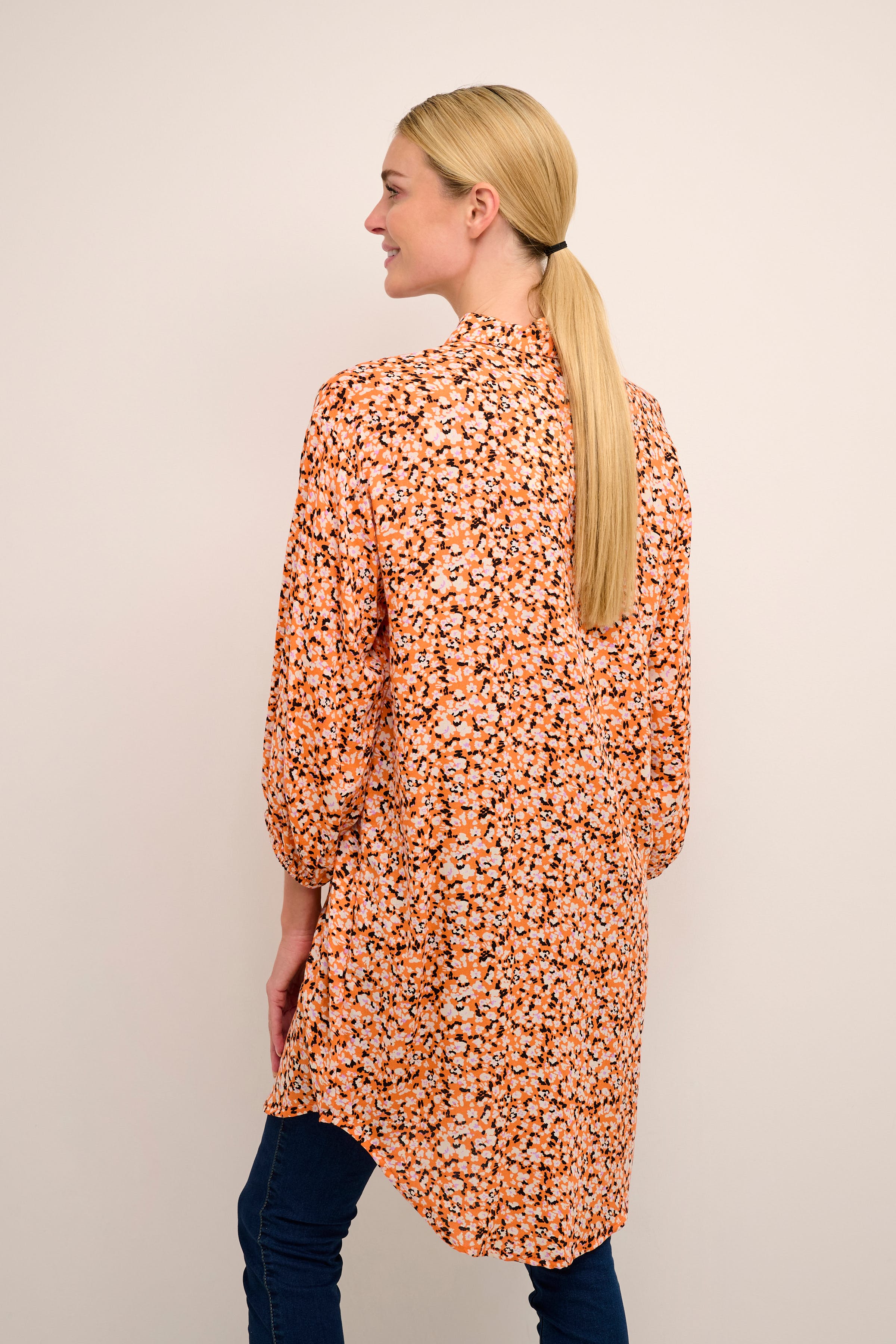 KAsomia Klänning LOOKBOOK BACK 10507260-104256