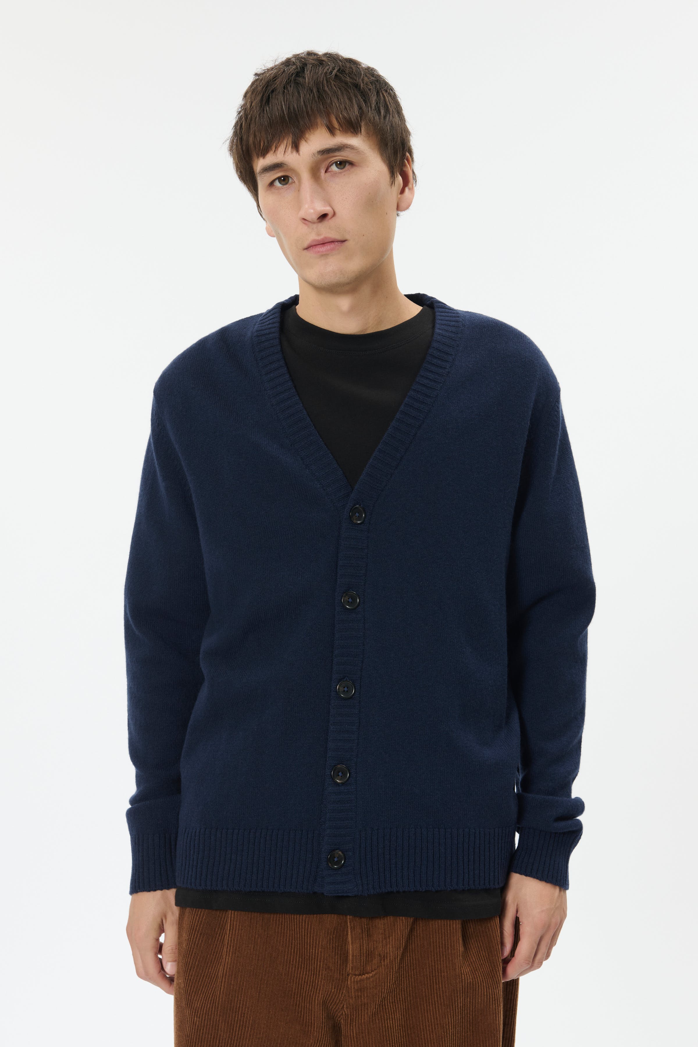 MAalpin Cardigan LOOKBOOK FRONT 30208827-194011