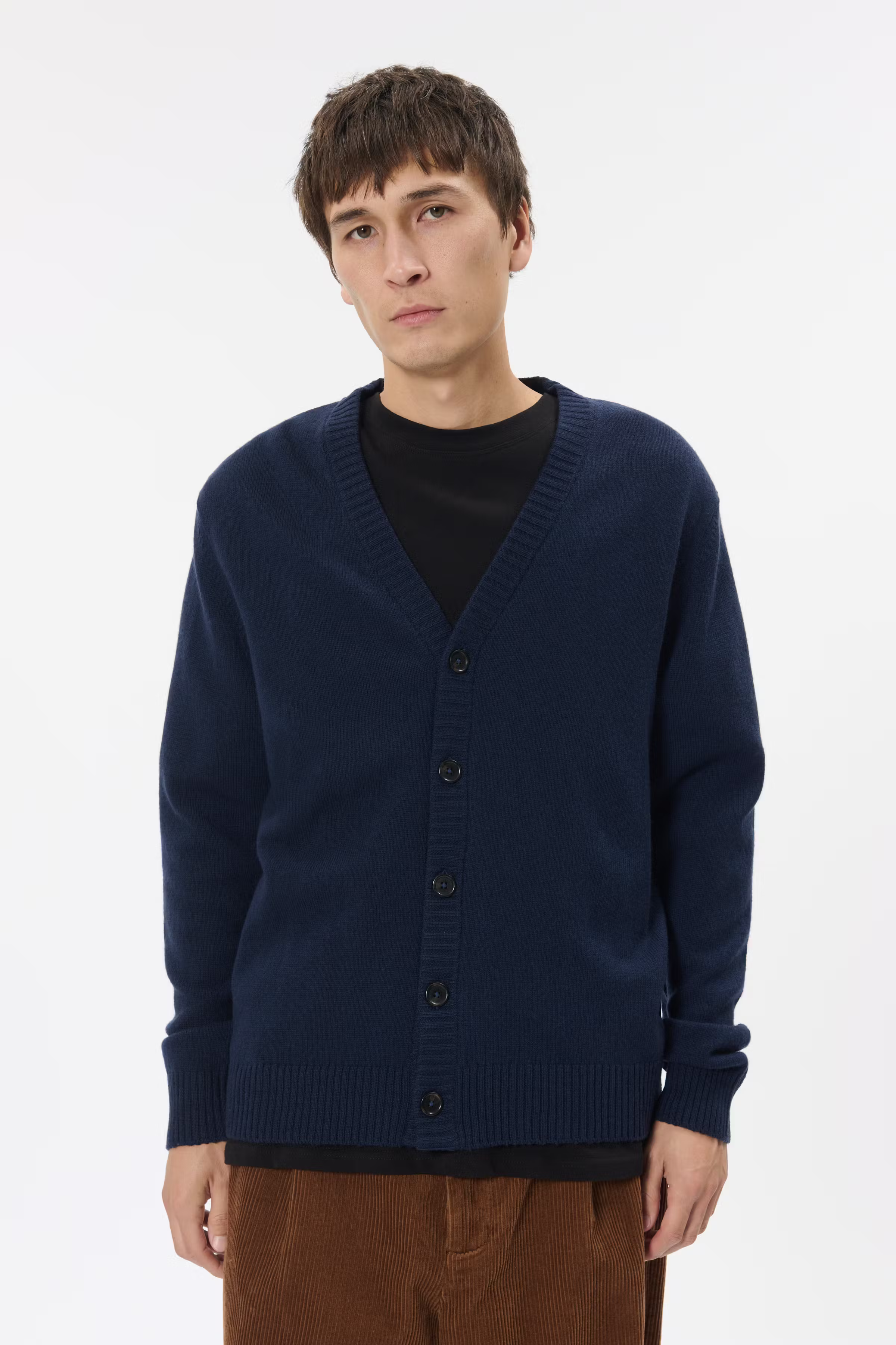 MAalpin Cardigan LOOKBOOK FRONT 30208827-194011