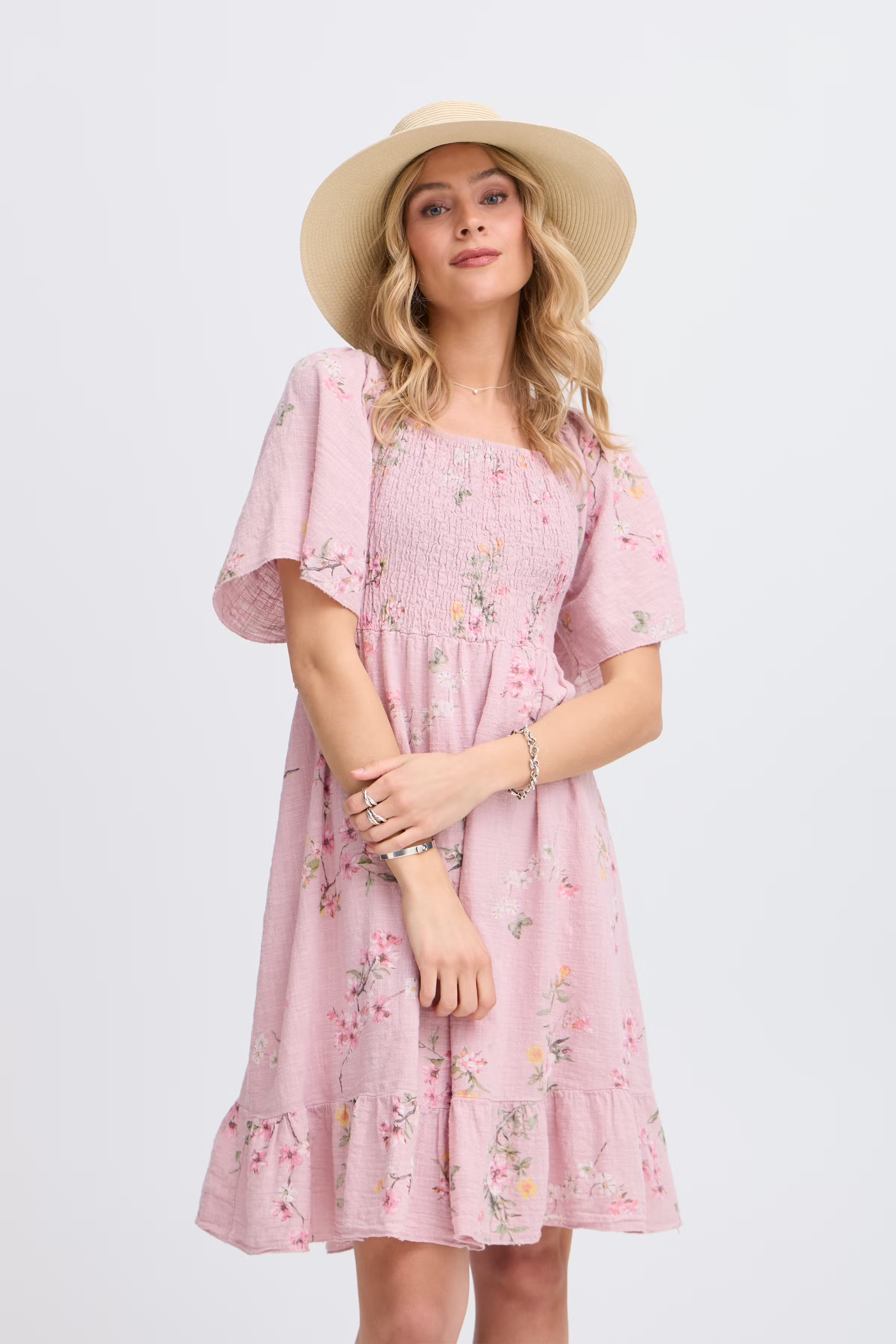 SBALEXA Kjole LOOKBOOK FRONT 22100968-141506