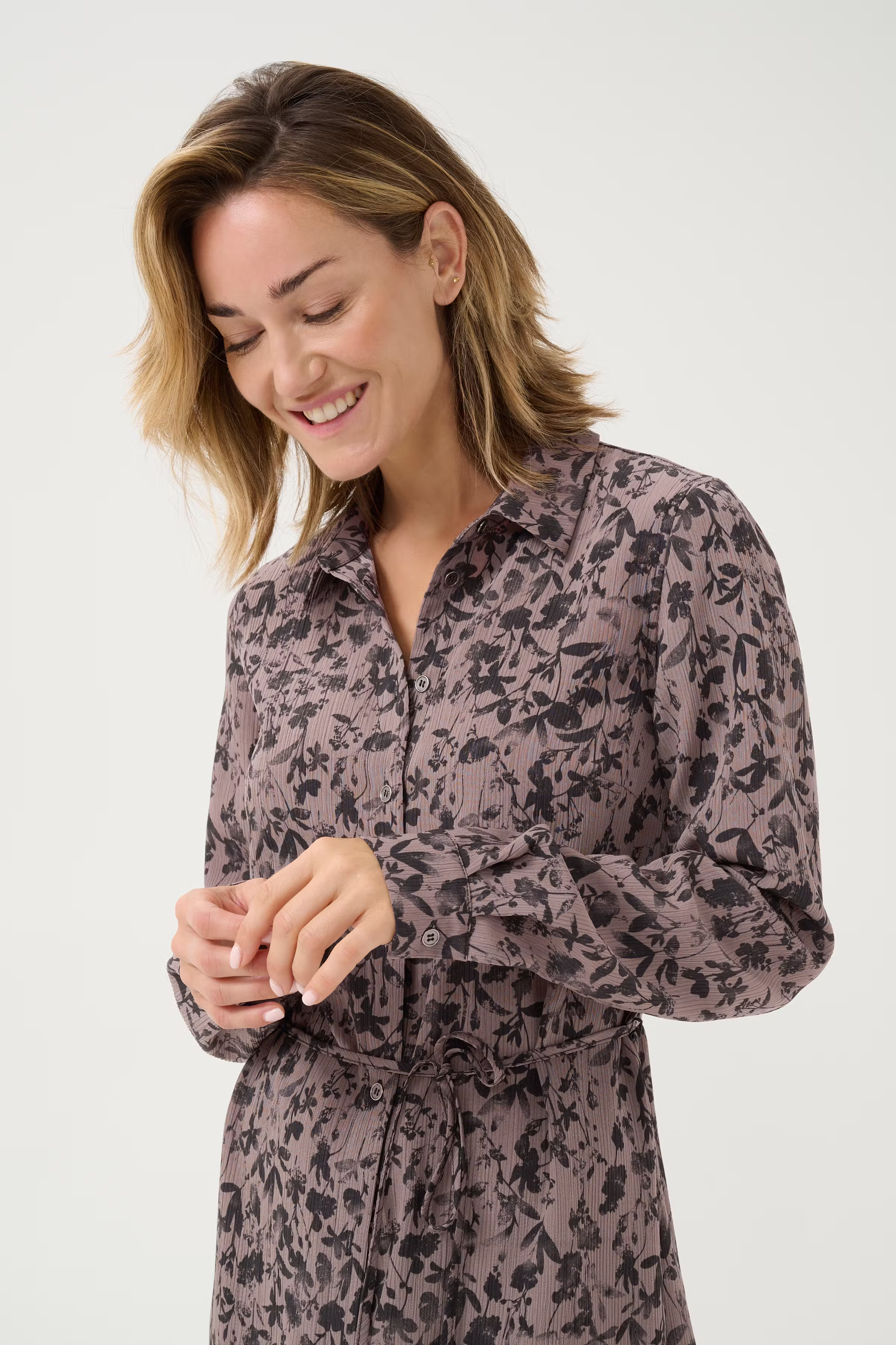 BPrebekka Klänning LOOKBOOK DETAIL 10590751-106726B