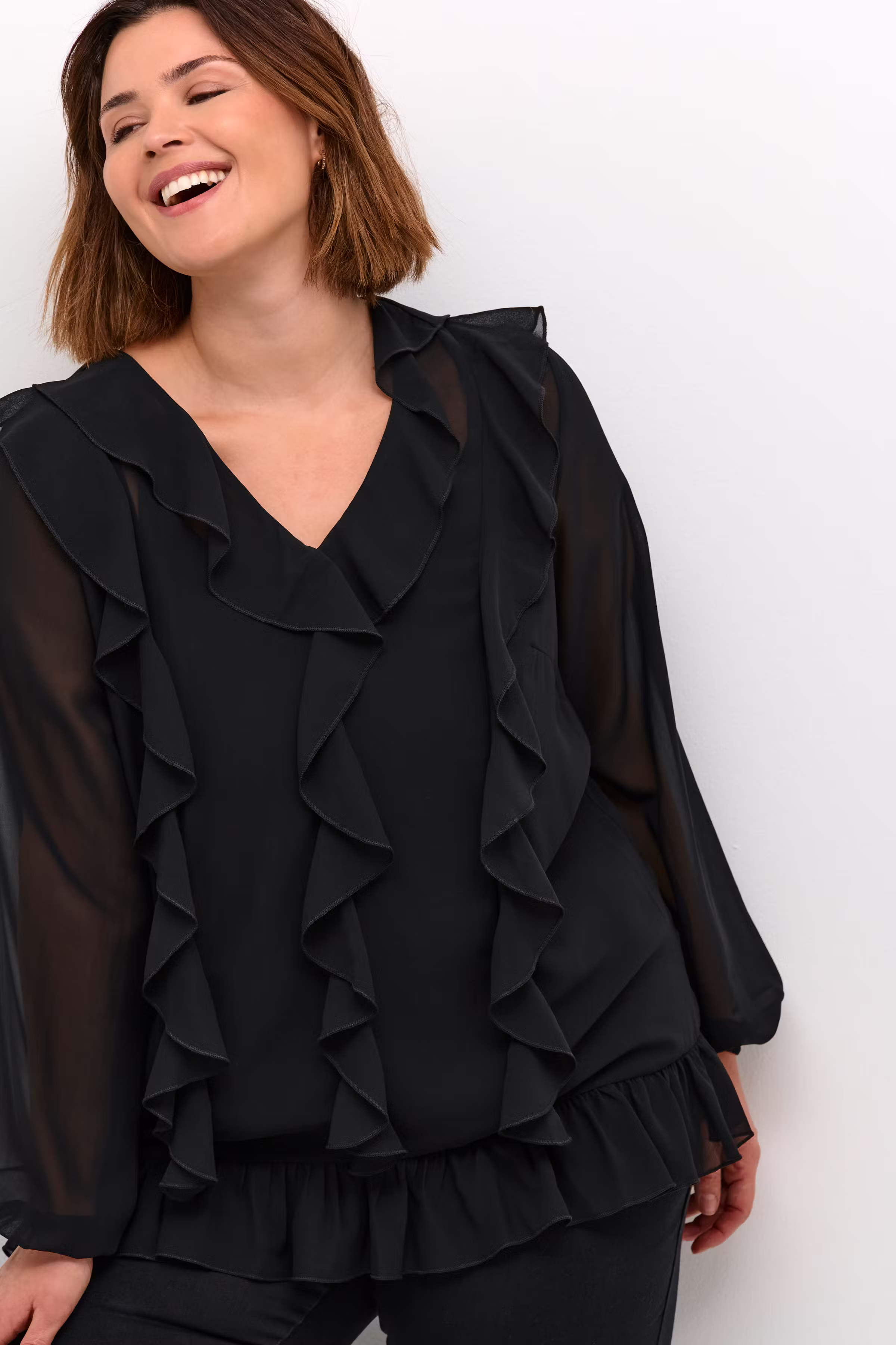 KCninni Blus LOOKBOOK DETAIL 10582799-100121