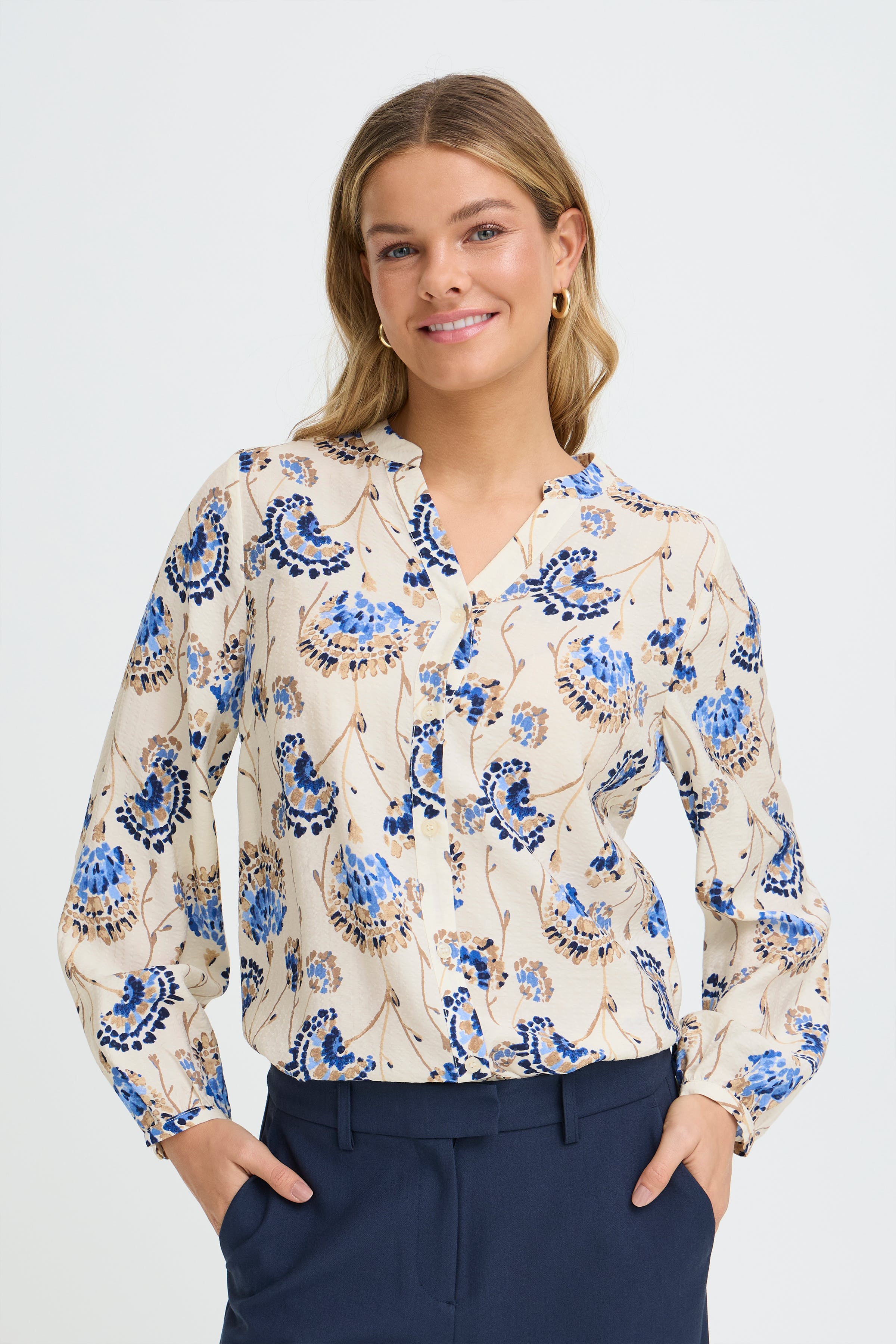 FRKALIA Blus LOOKBOOK FRONT 20617837-900008160