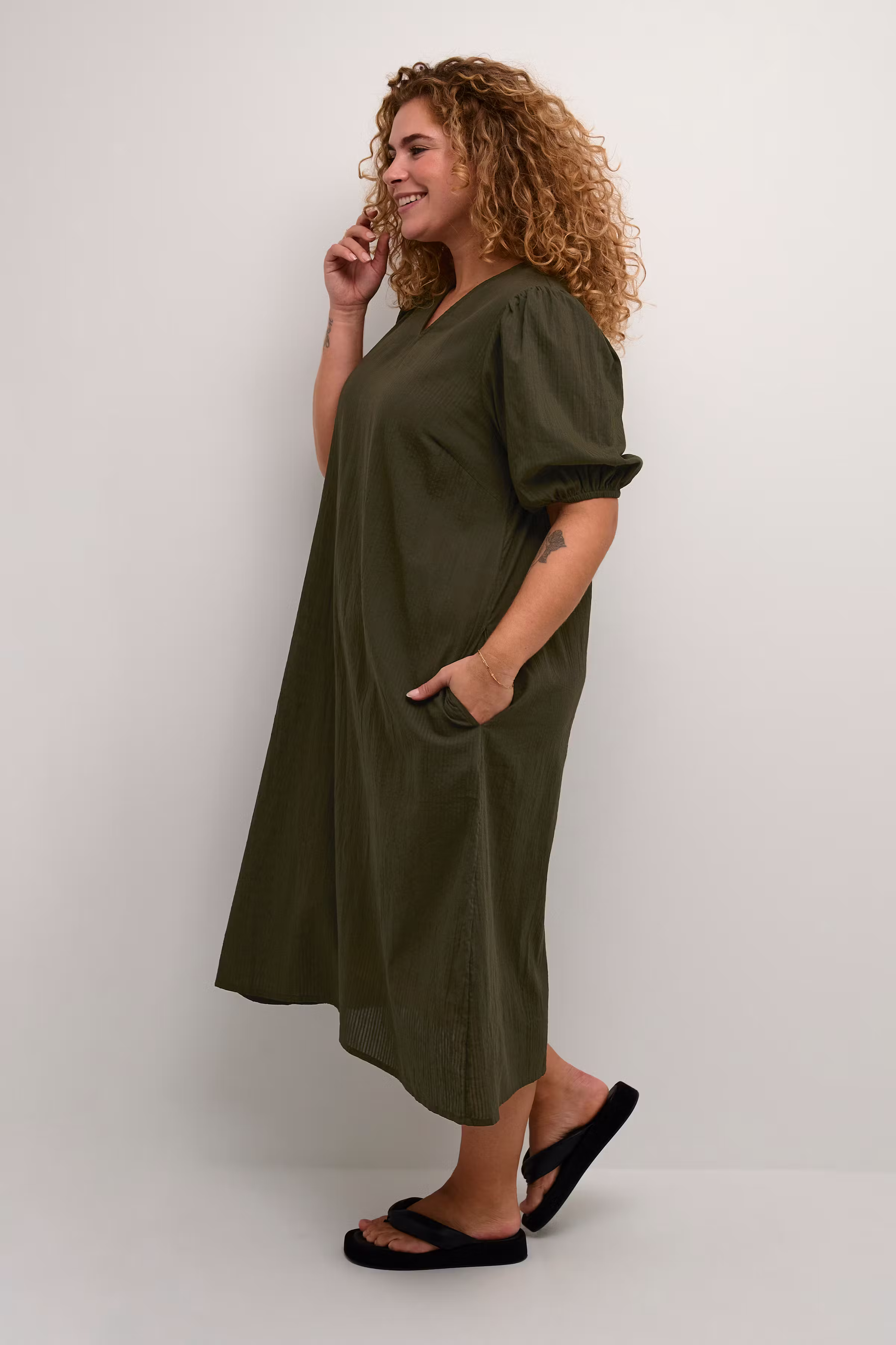 KCelina Kjole LOOKBOOK FRONT 10582269-190414