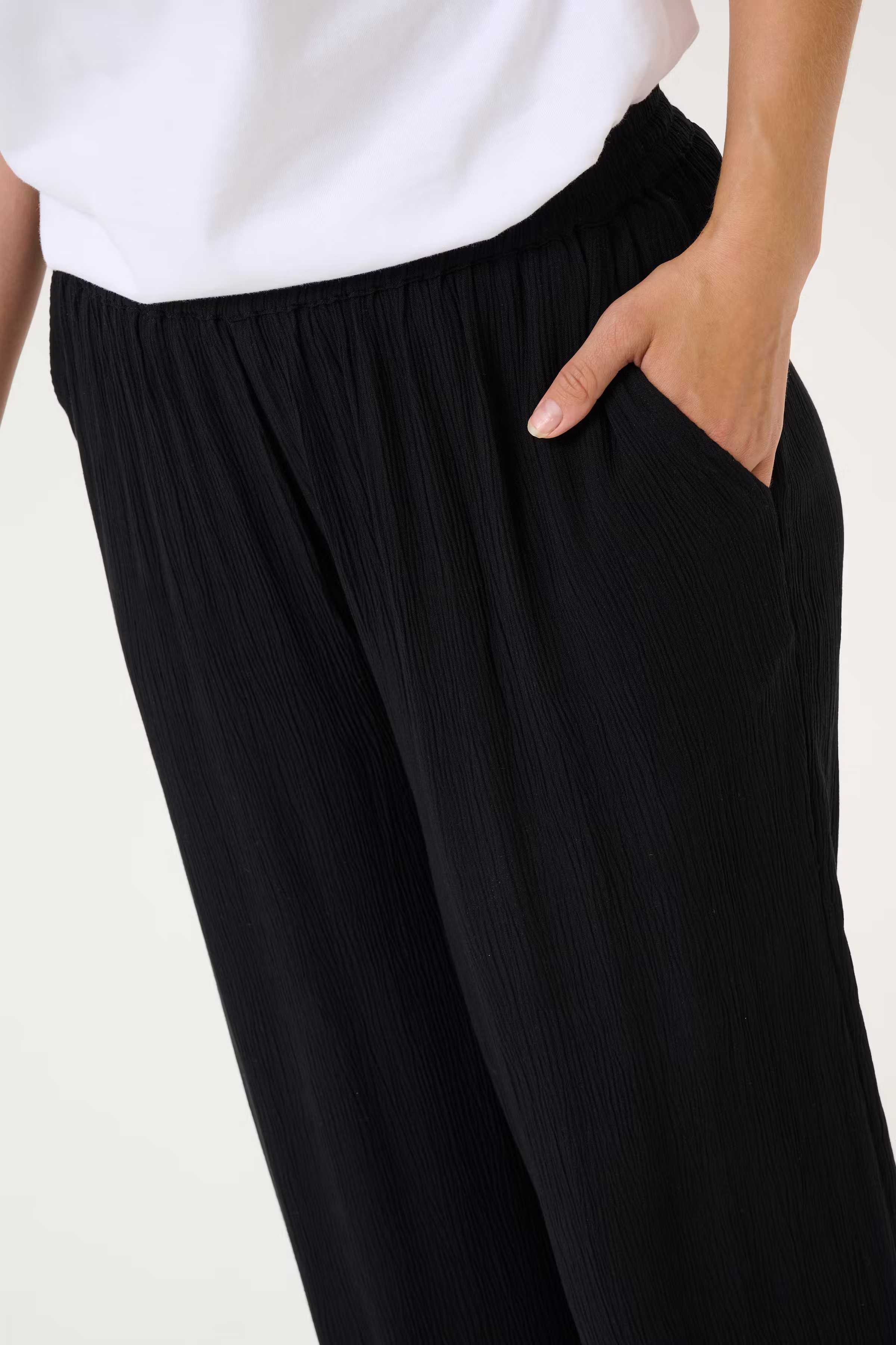 KAdacia Trousers LOOKBOOK DETAIL 10506454-100121