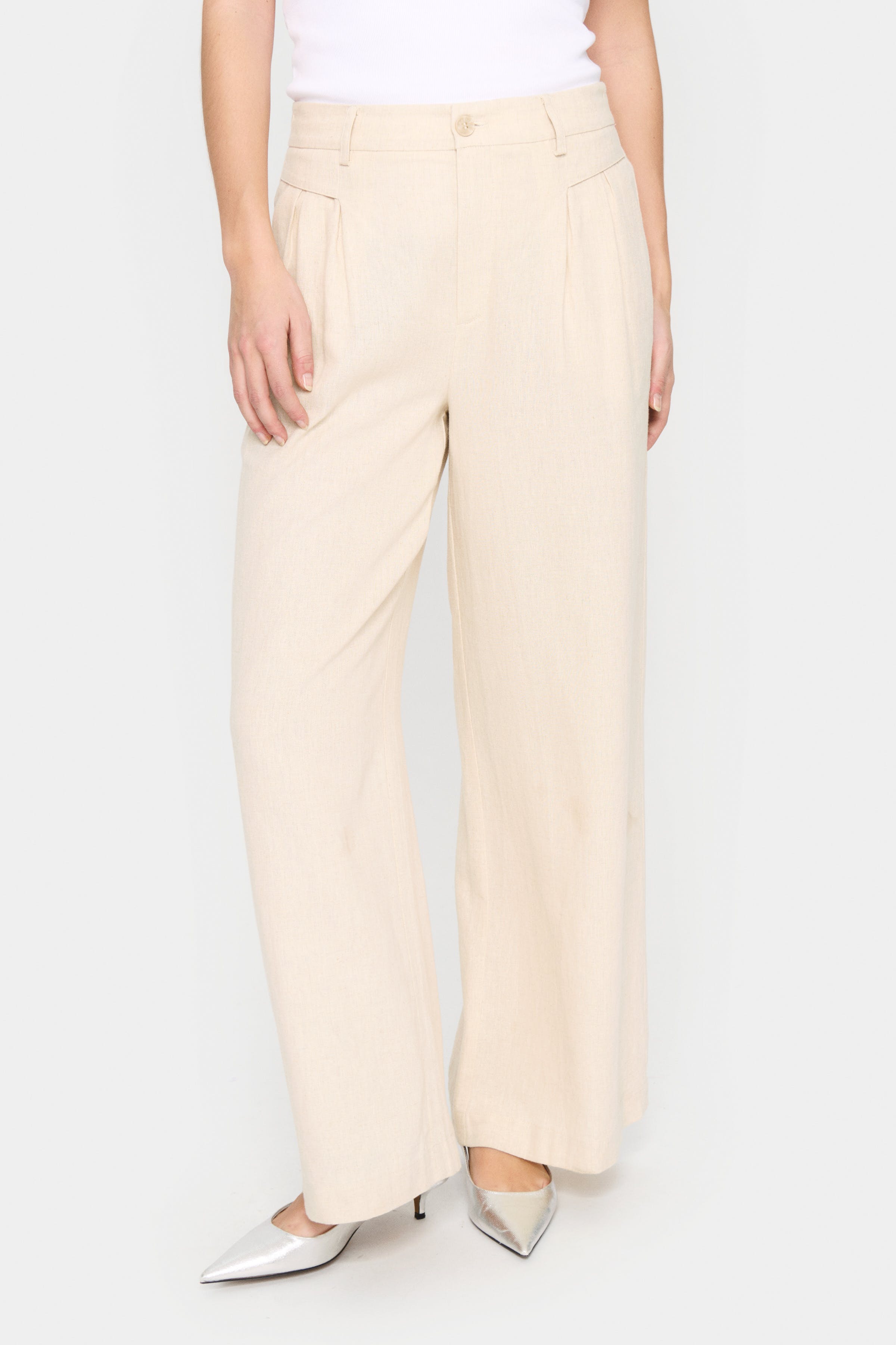 EstelleSZ Linen trousers LOCATION NONE 30513280-1306071