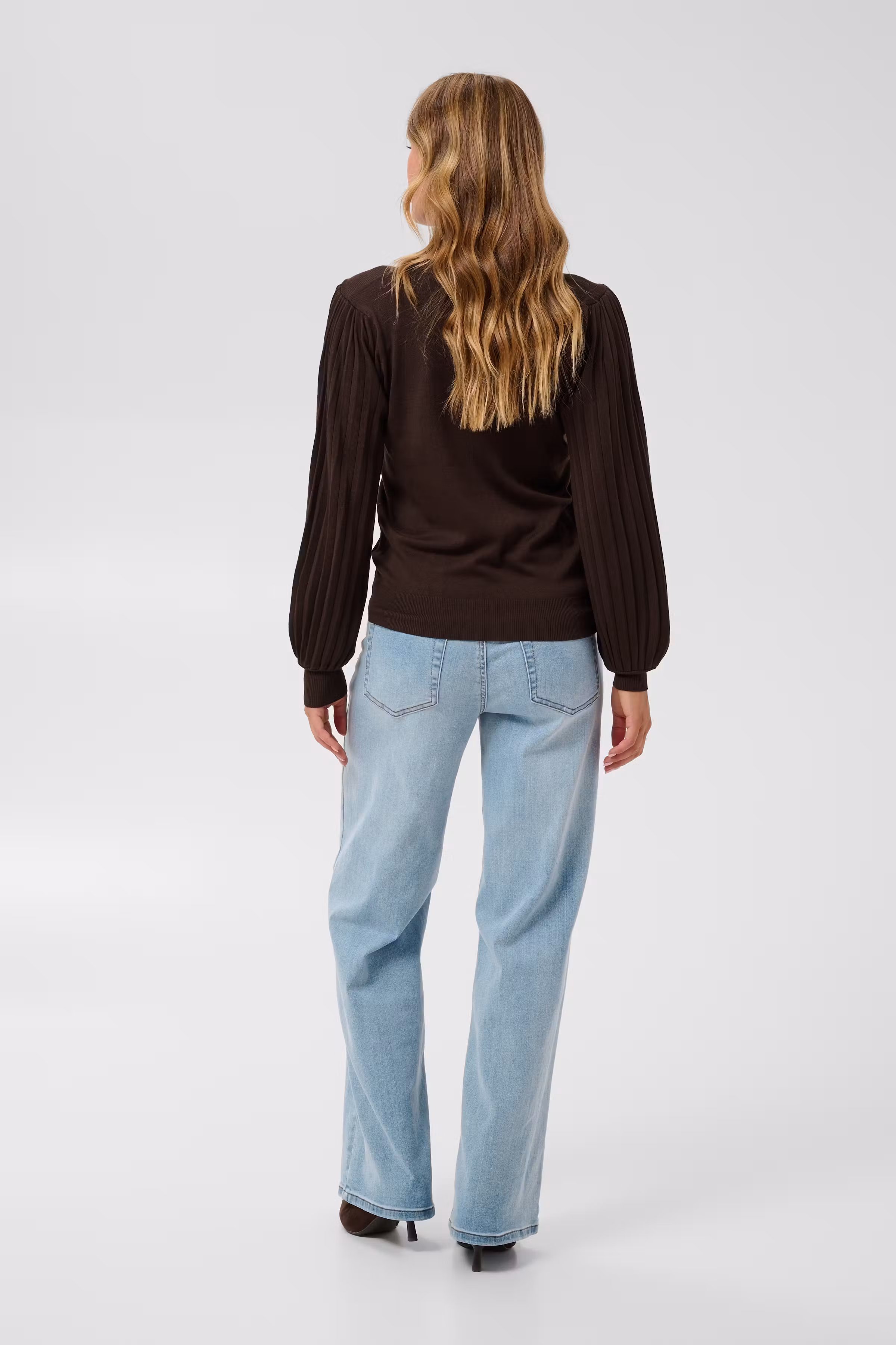 KAlone Pullover LOOKBOOK BACK 10507905-190915
