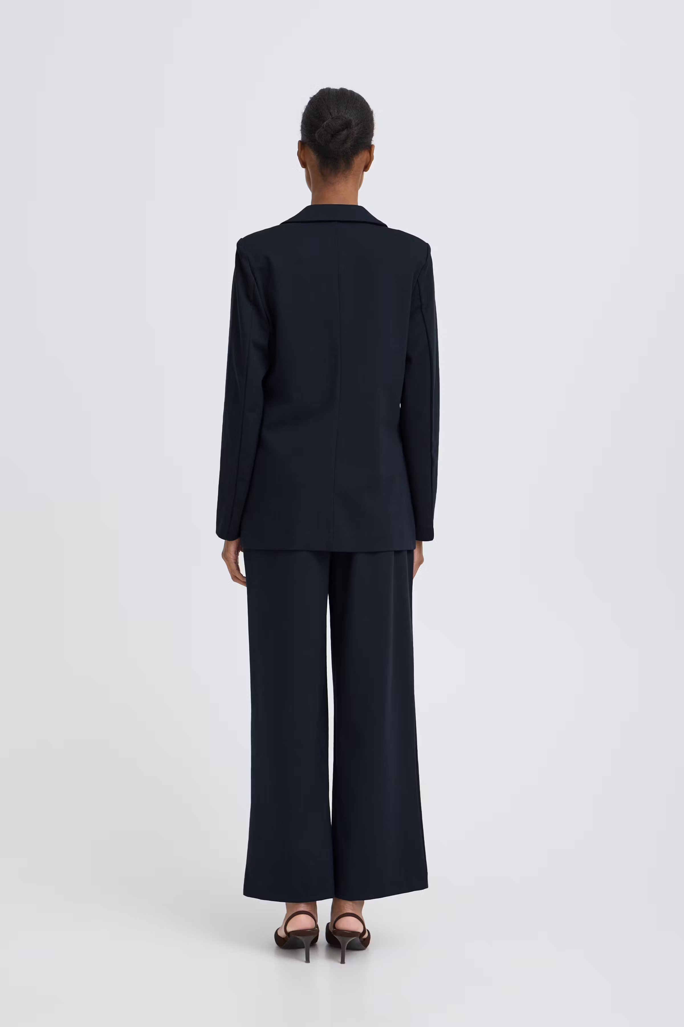 BYRIZETTA Trousers LOOKBOOK BACK 20815029-194020