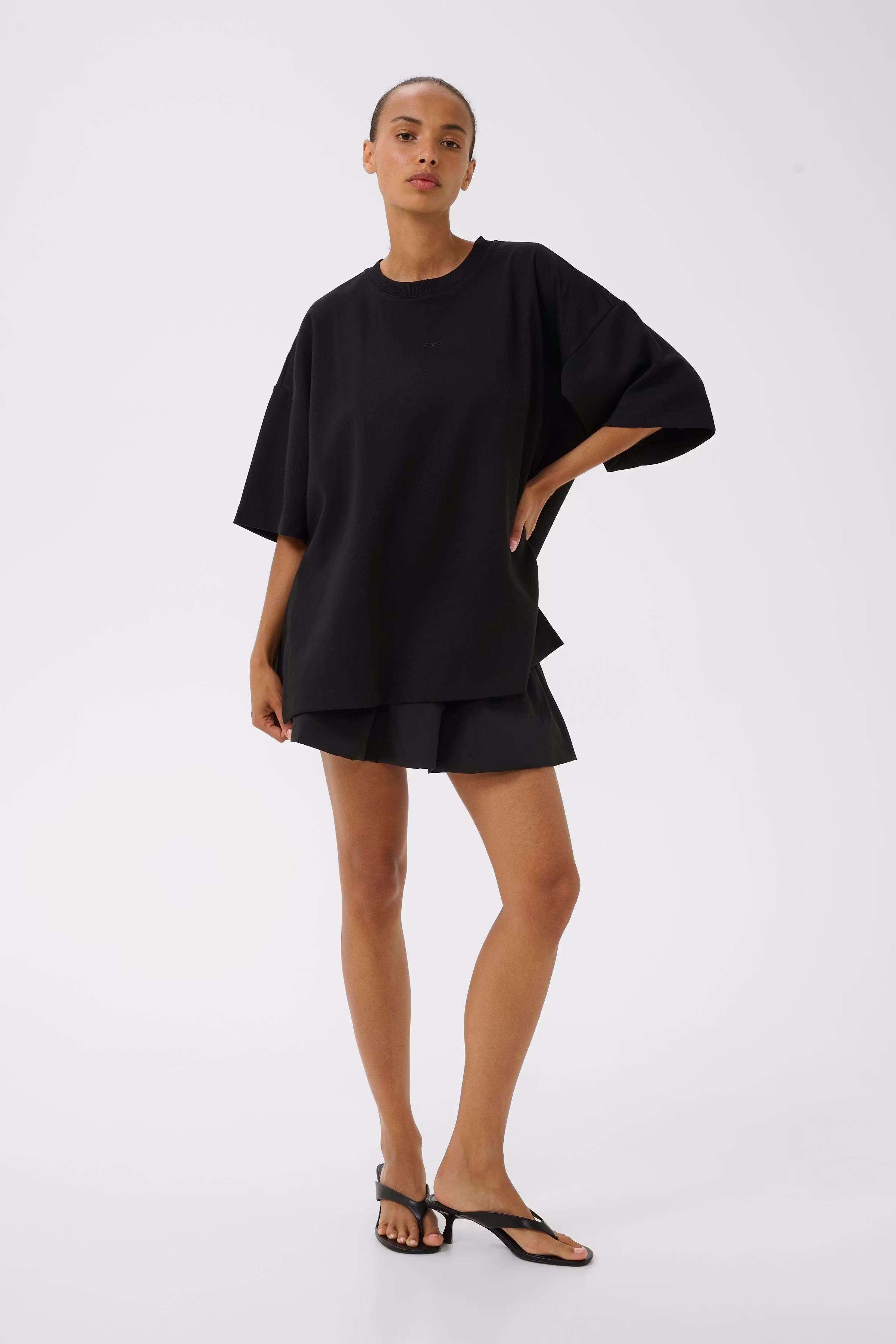 GZamina T-shirt LOOKBOOK FRONT 10911231-100017