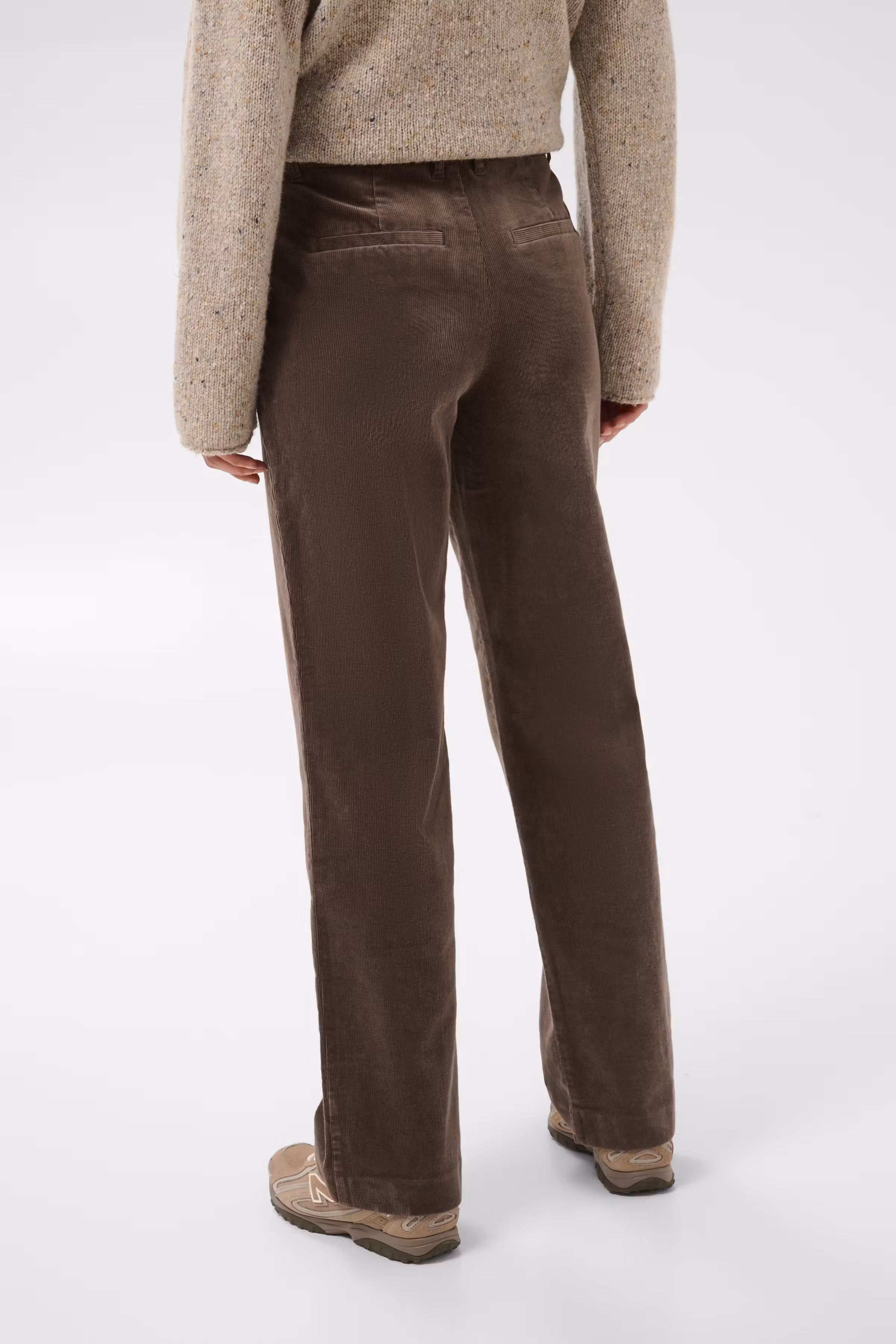 ColumbinePW Hose LOOKBOOK BACK 30311156-181304