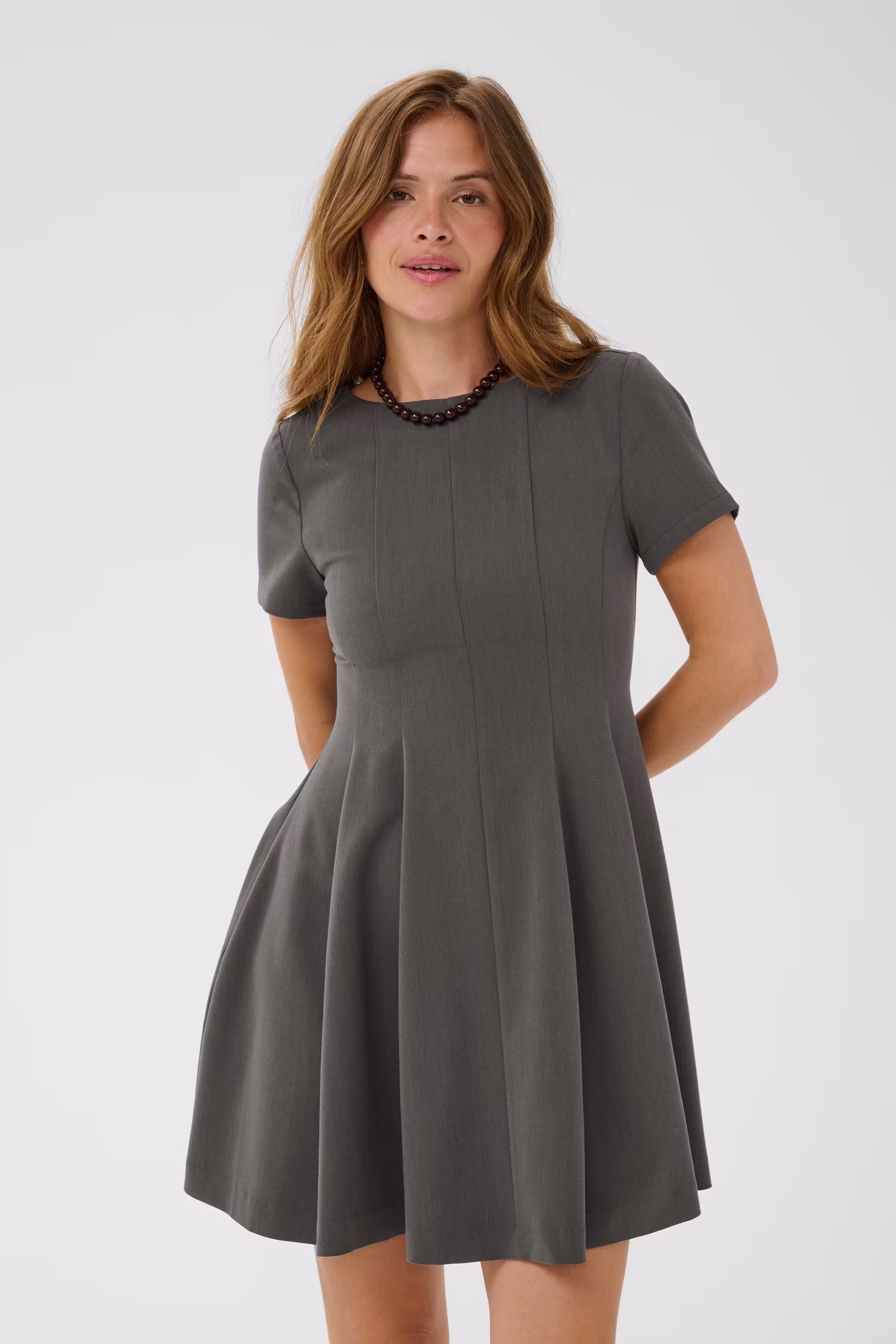 KAsakura Kleid LOOKBOOK FRONT 10512221-100125