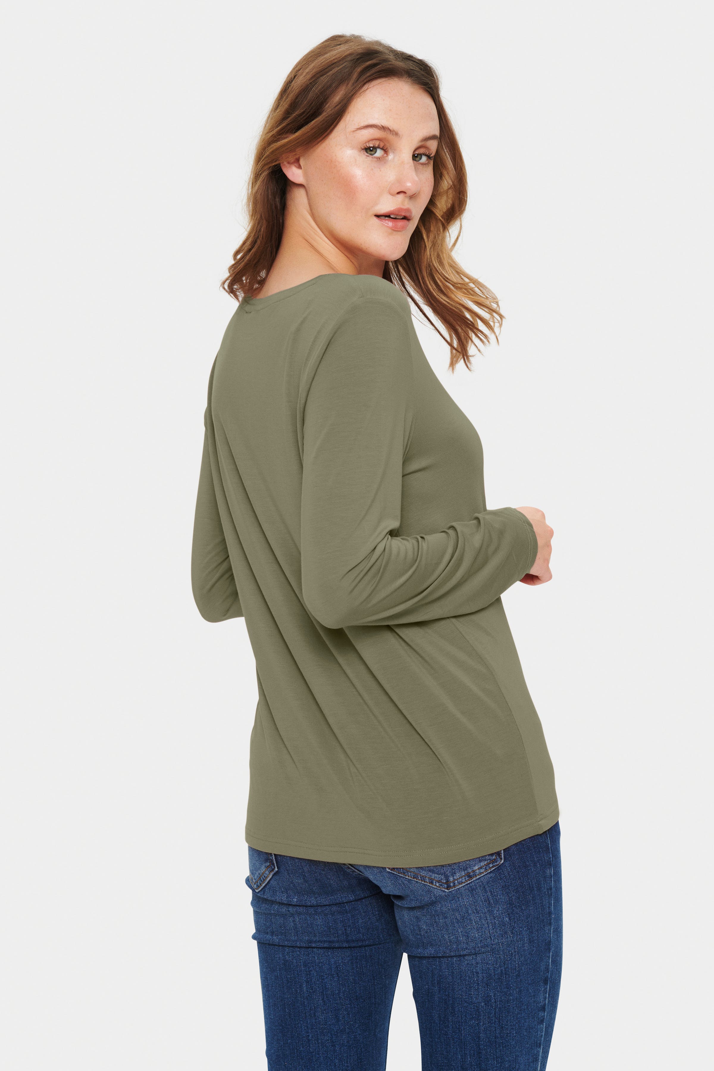 AdeliaSZ Blouse LOOKBOOK BACK 30512051-180515