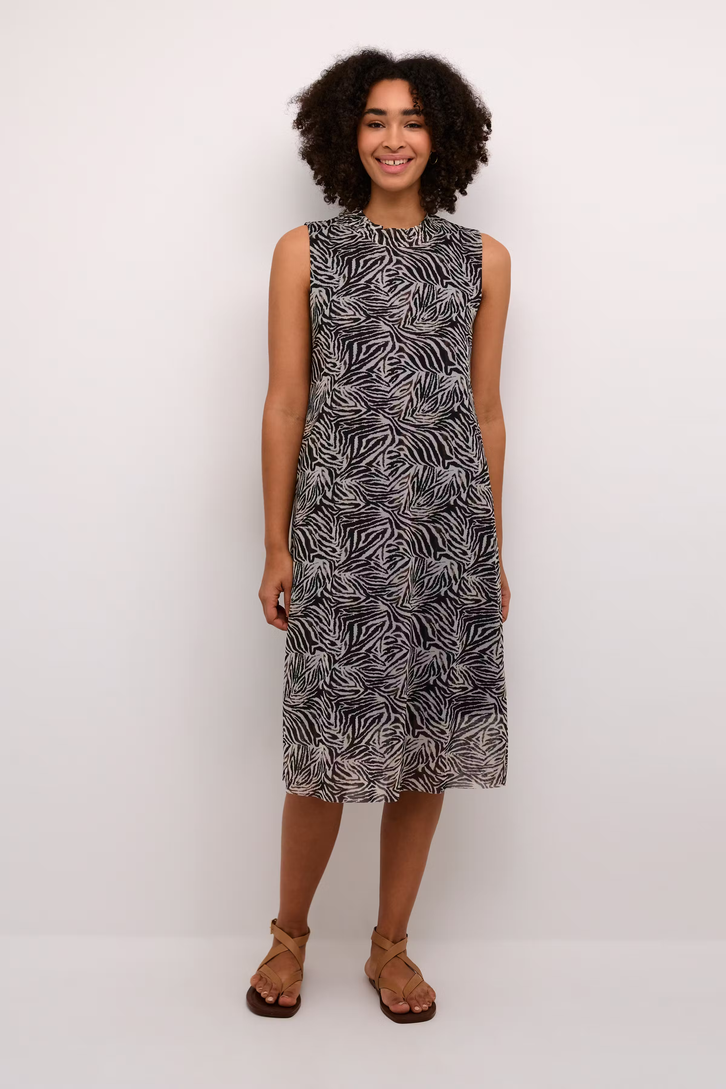 BPsandra Kleid LOOKBOOK FRONT 10590709-106103B