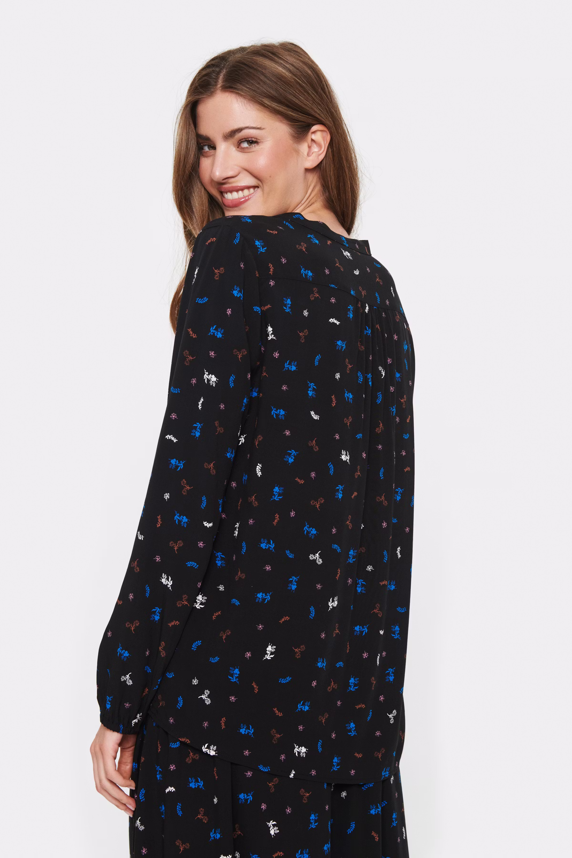 EdaSZ Hemd LOOKBOOK BACK 30511901-600404