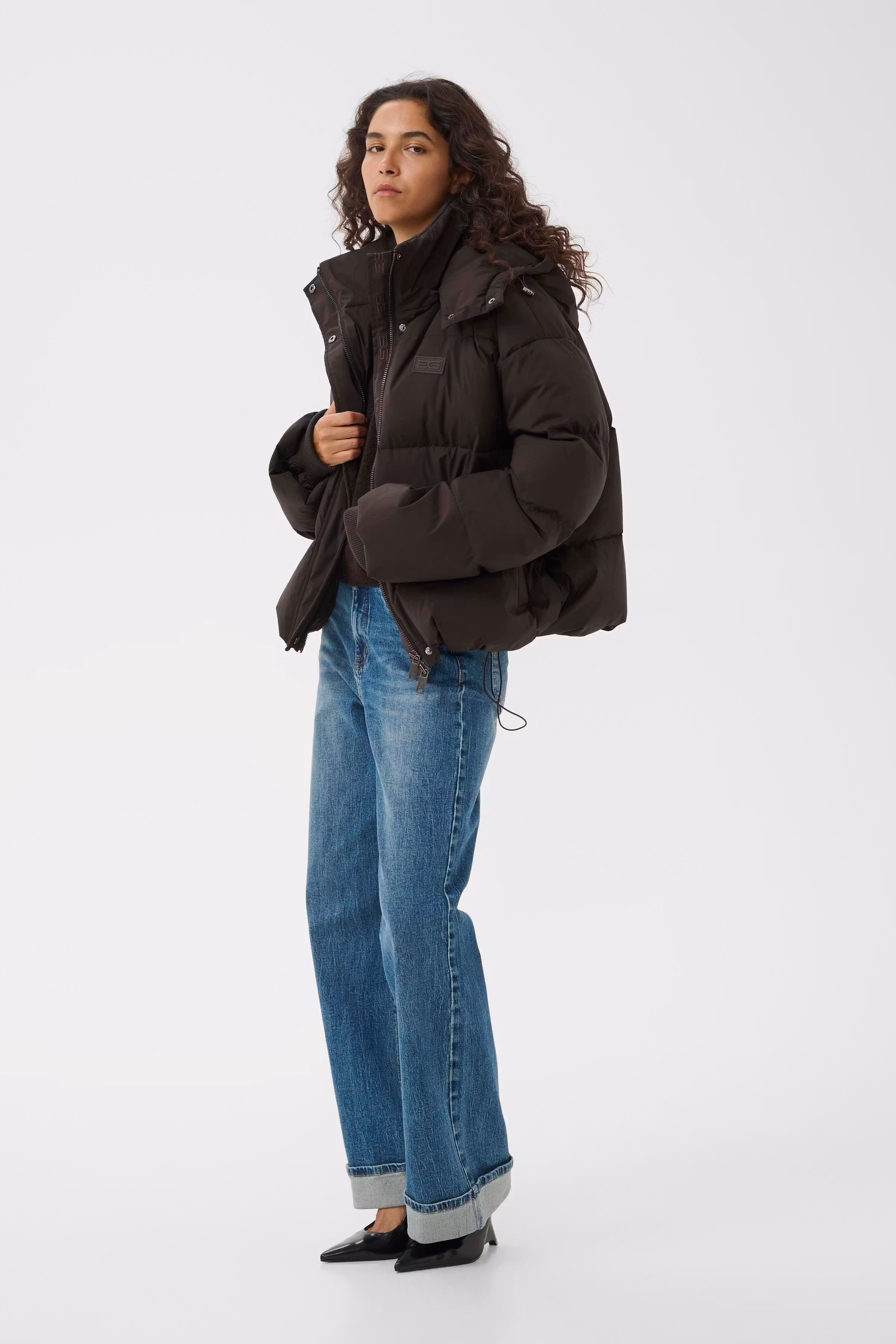 GZroa Short puffer jacket LOOKBOOK FRONT 10911235-191018
