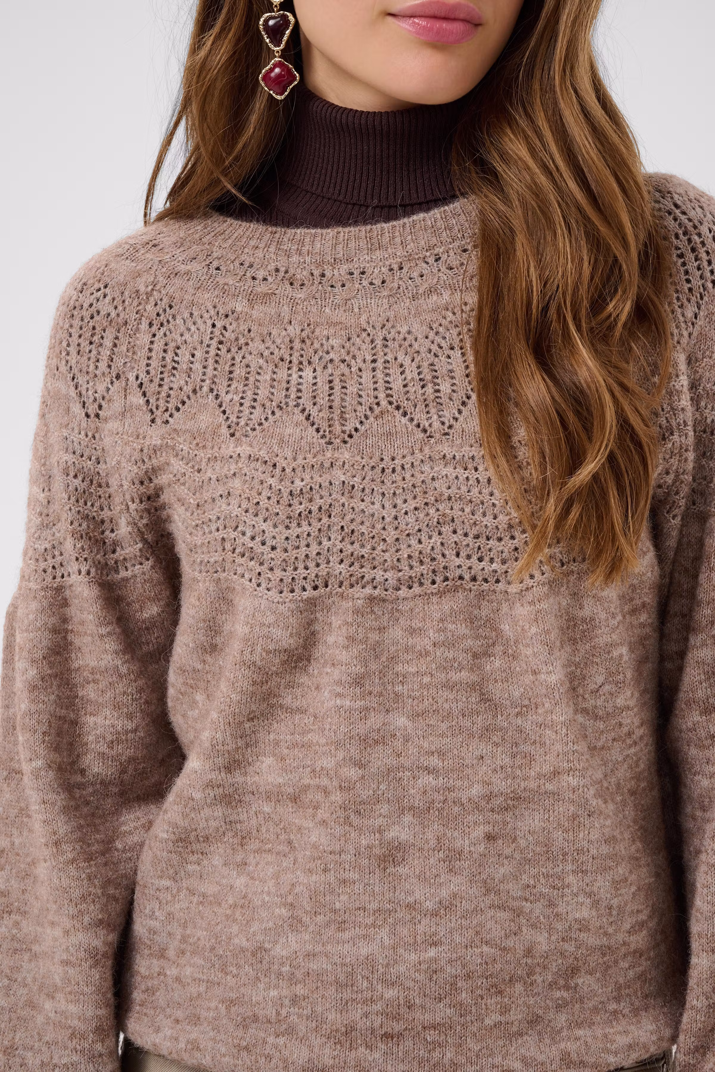 CRJunah Pullover LOOKBOOK DETAIL 10615297-109936