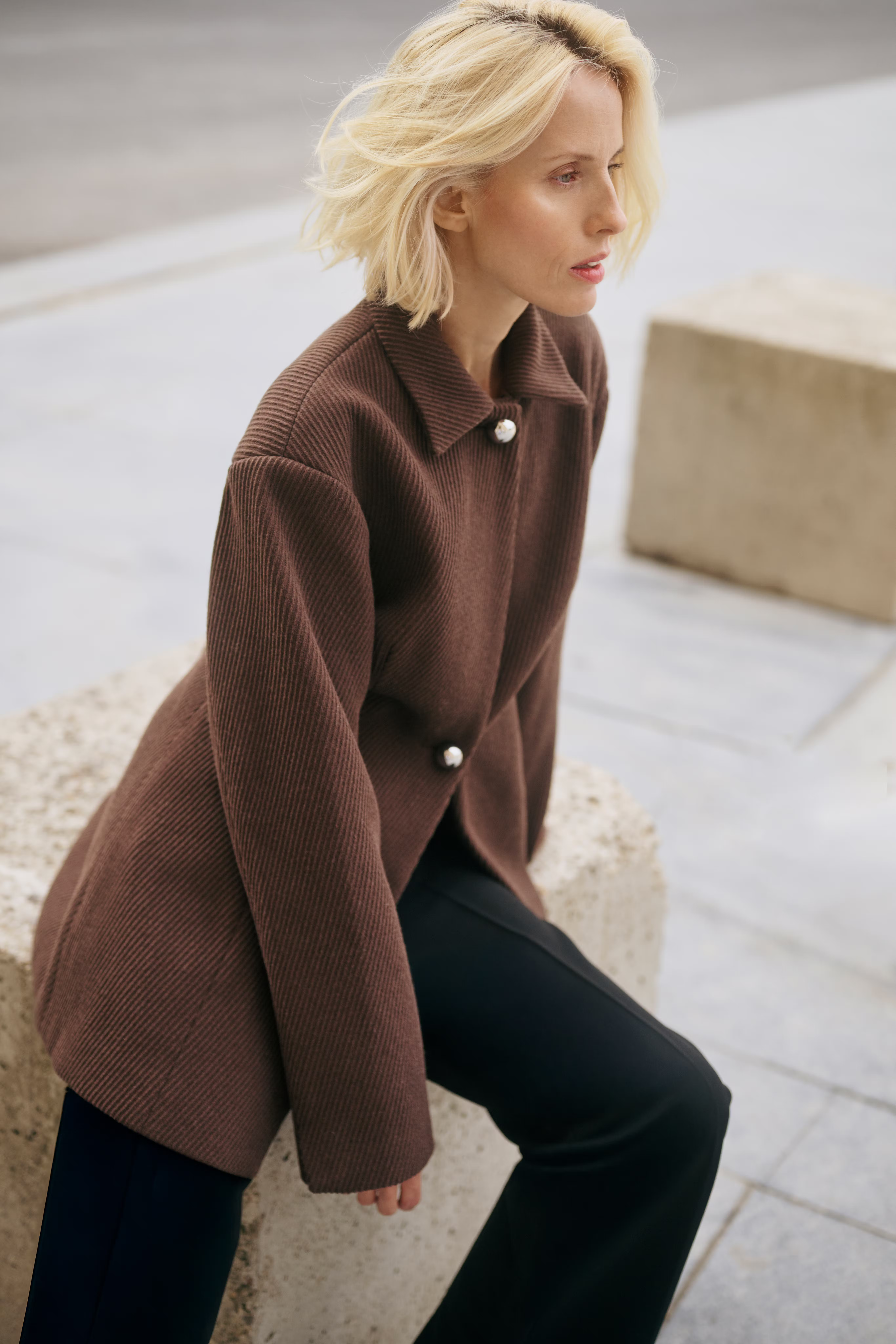 KBTara Blazer LOCATION NONE 10105271-191216