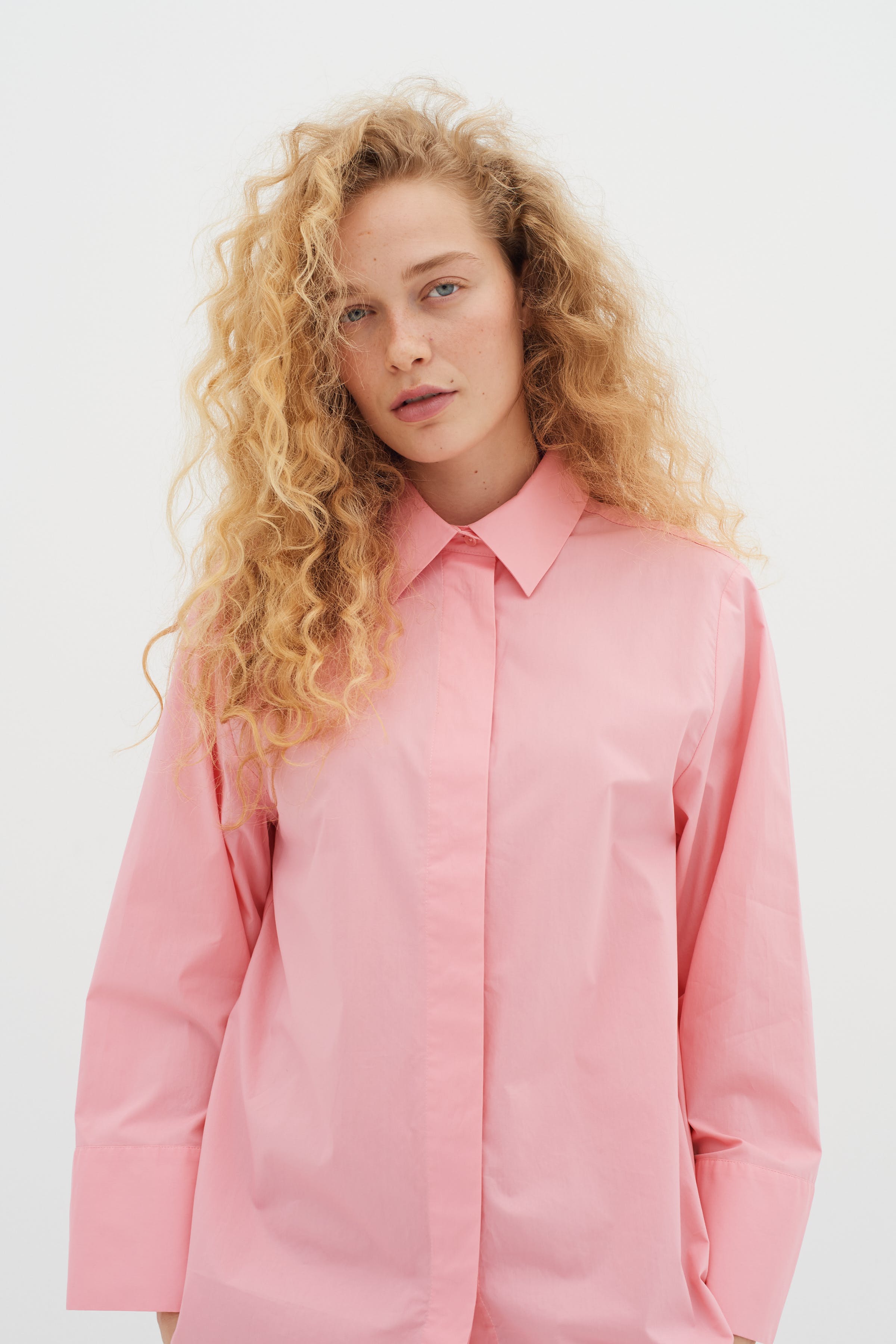 ColetteIW Overhemd LOOKBOOK FRONT 30108942-151717