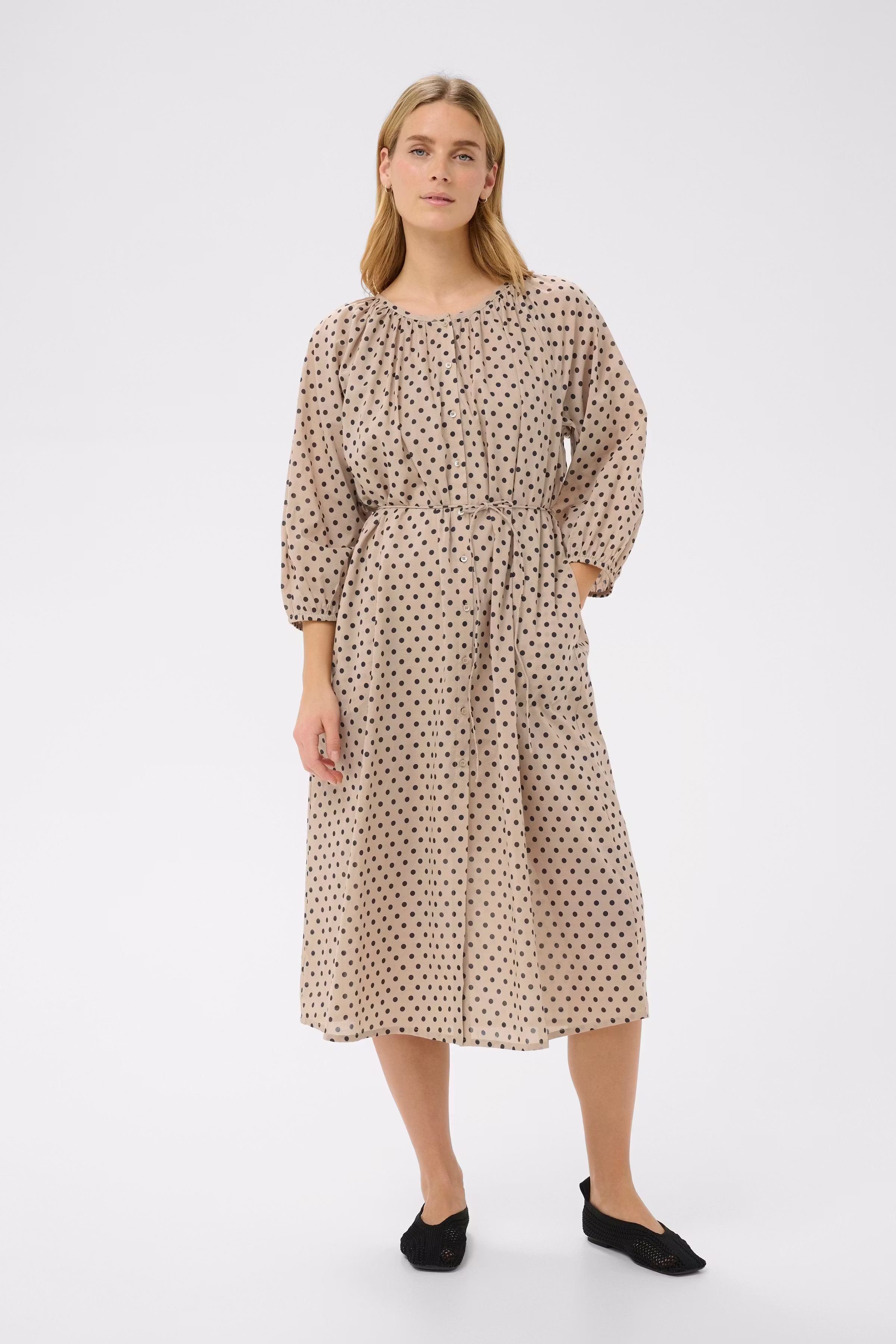 AvandiPW Klänning LOOKBOOK FRONT 30310496-304768