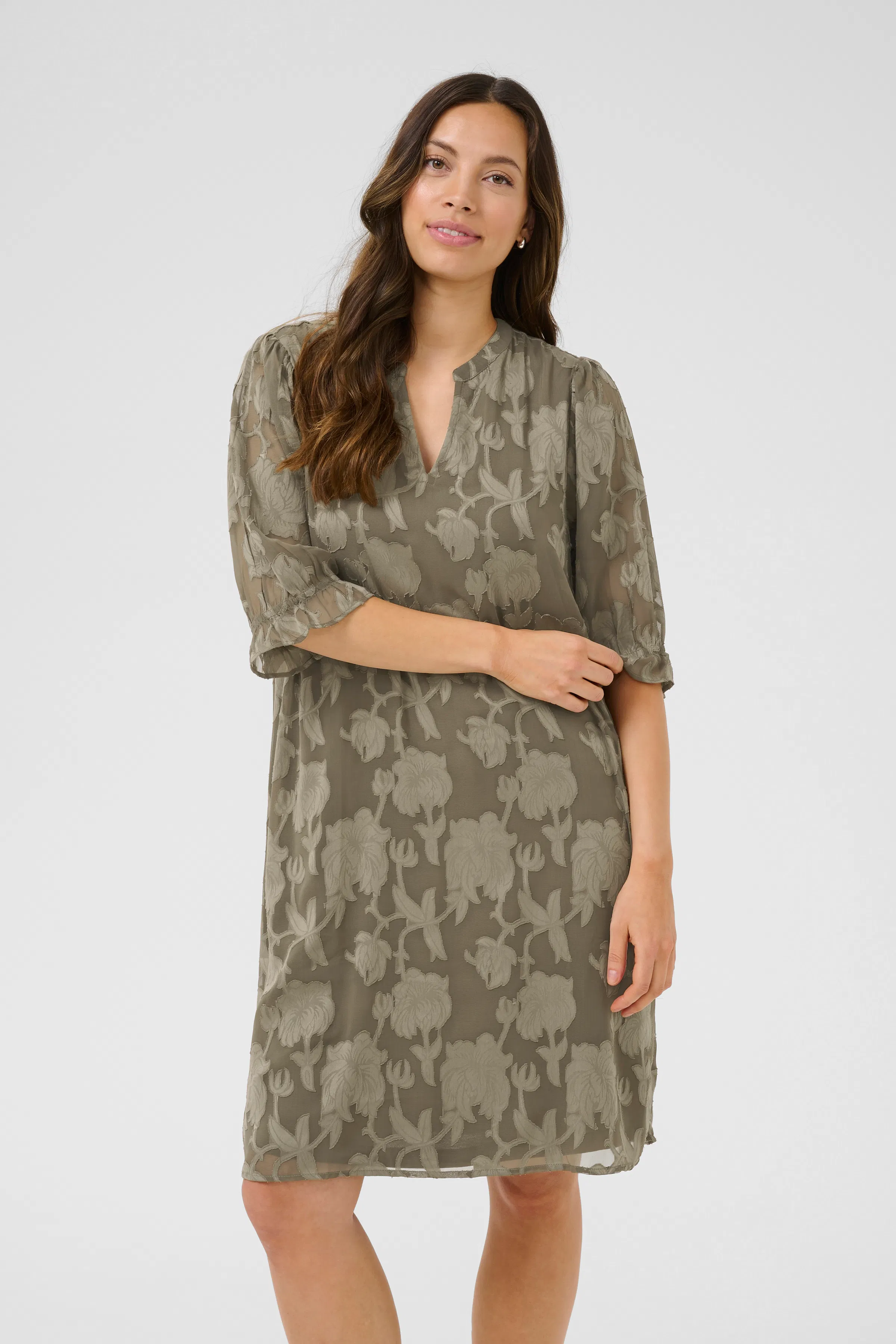 CRYana Klänning LOOKBOOK FRONT 10613286-190820