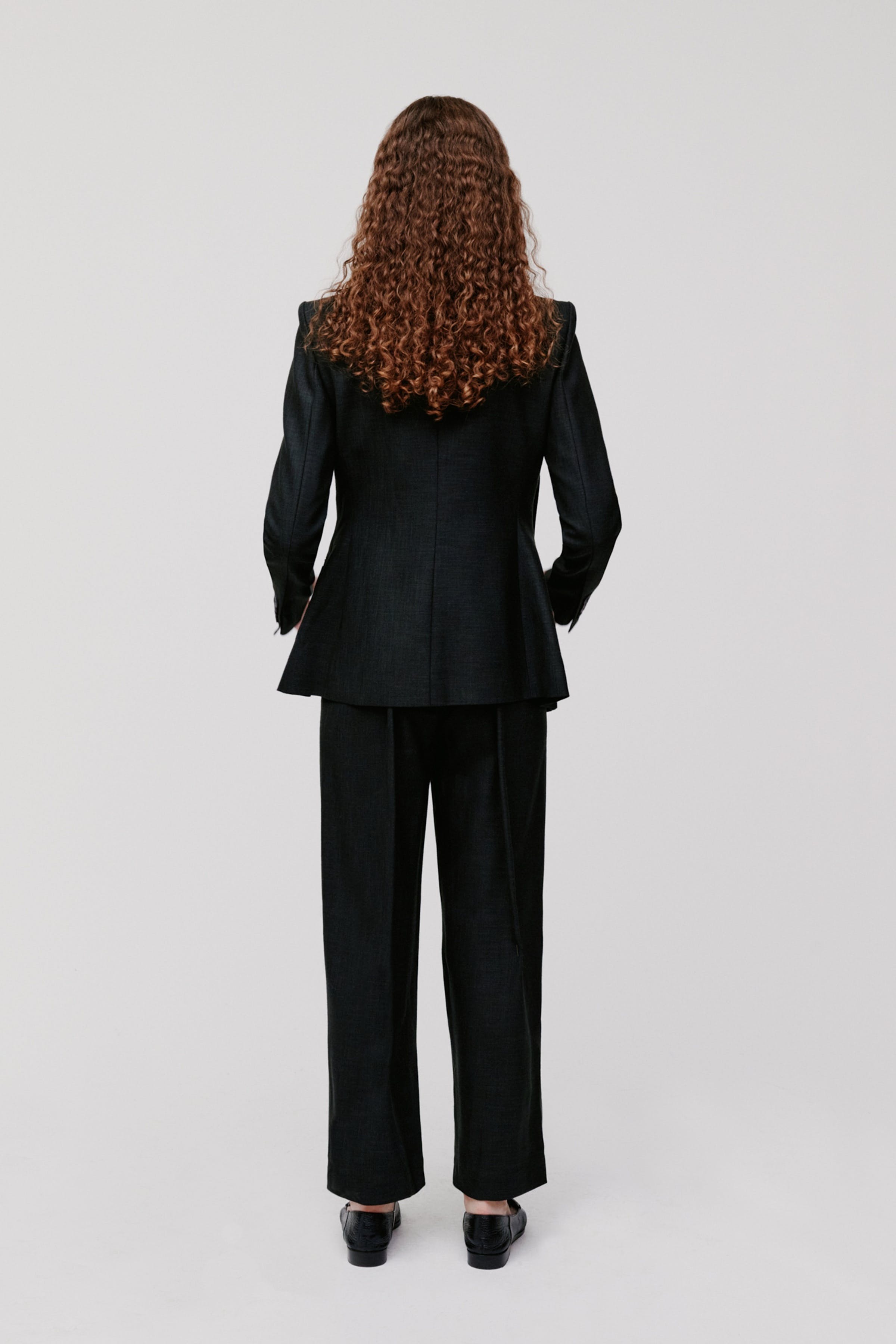 PERSEPHONE Hose LOOKBOOK BACK 30600625-BK999