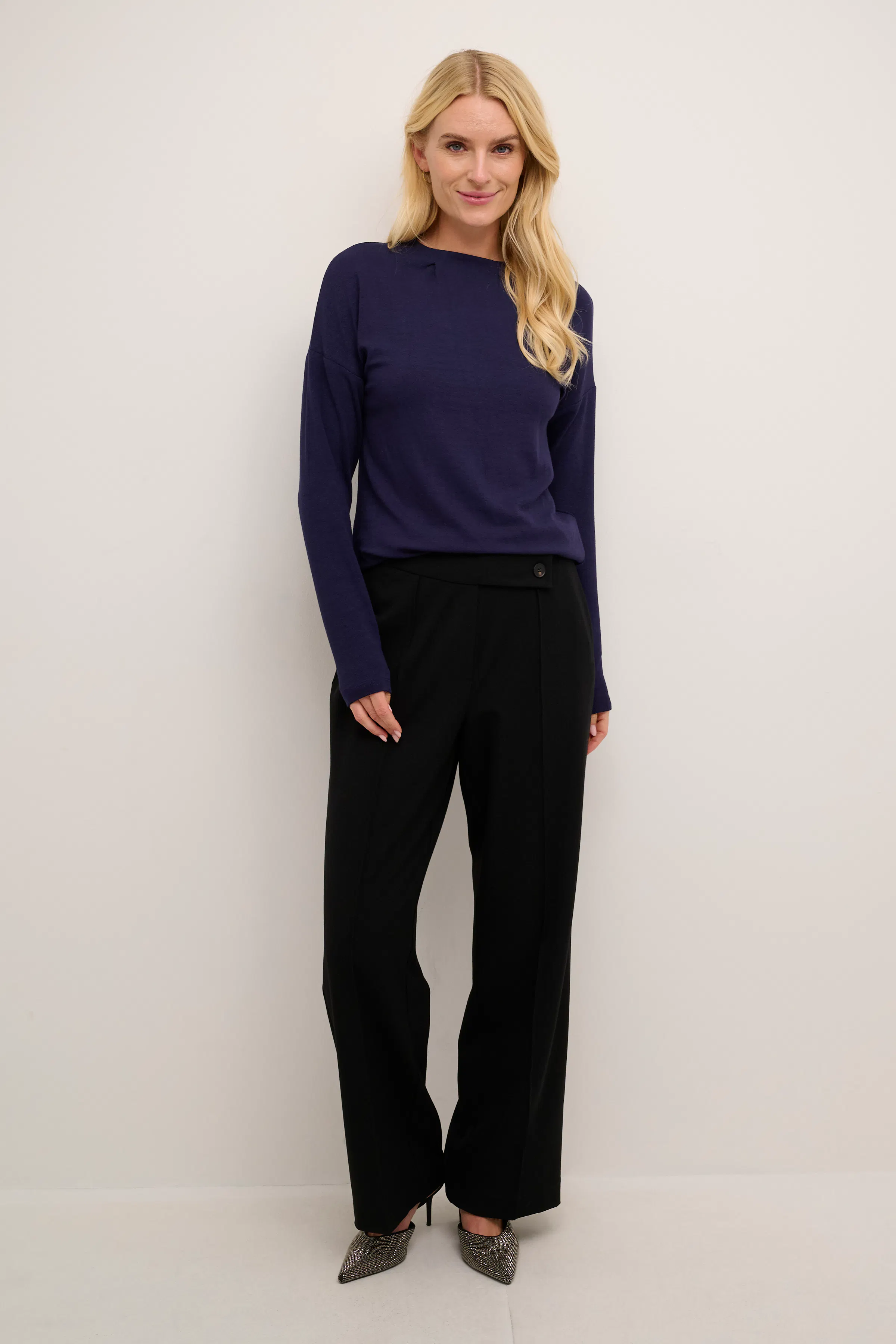 Dandy Blouse LOOKBOOK FRONT 10100175-193924