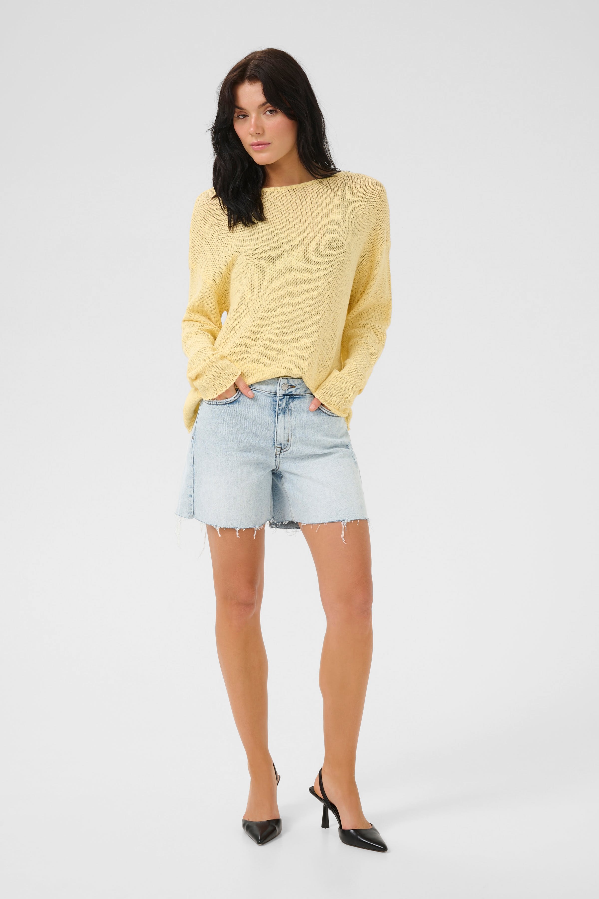LucyMW Shorts LOOKBOOK FRONT 10705152-100046
