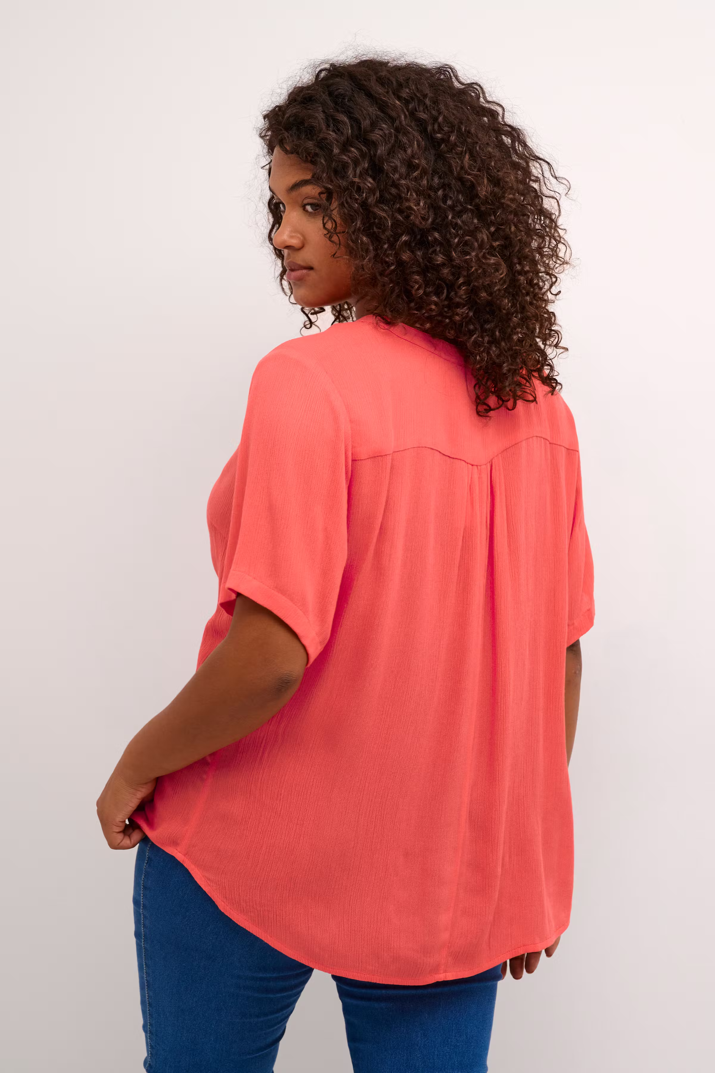 KCami Blouse LOOKBOOK BACK 10580056-181651