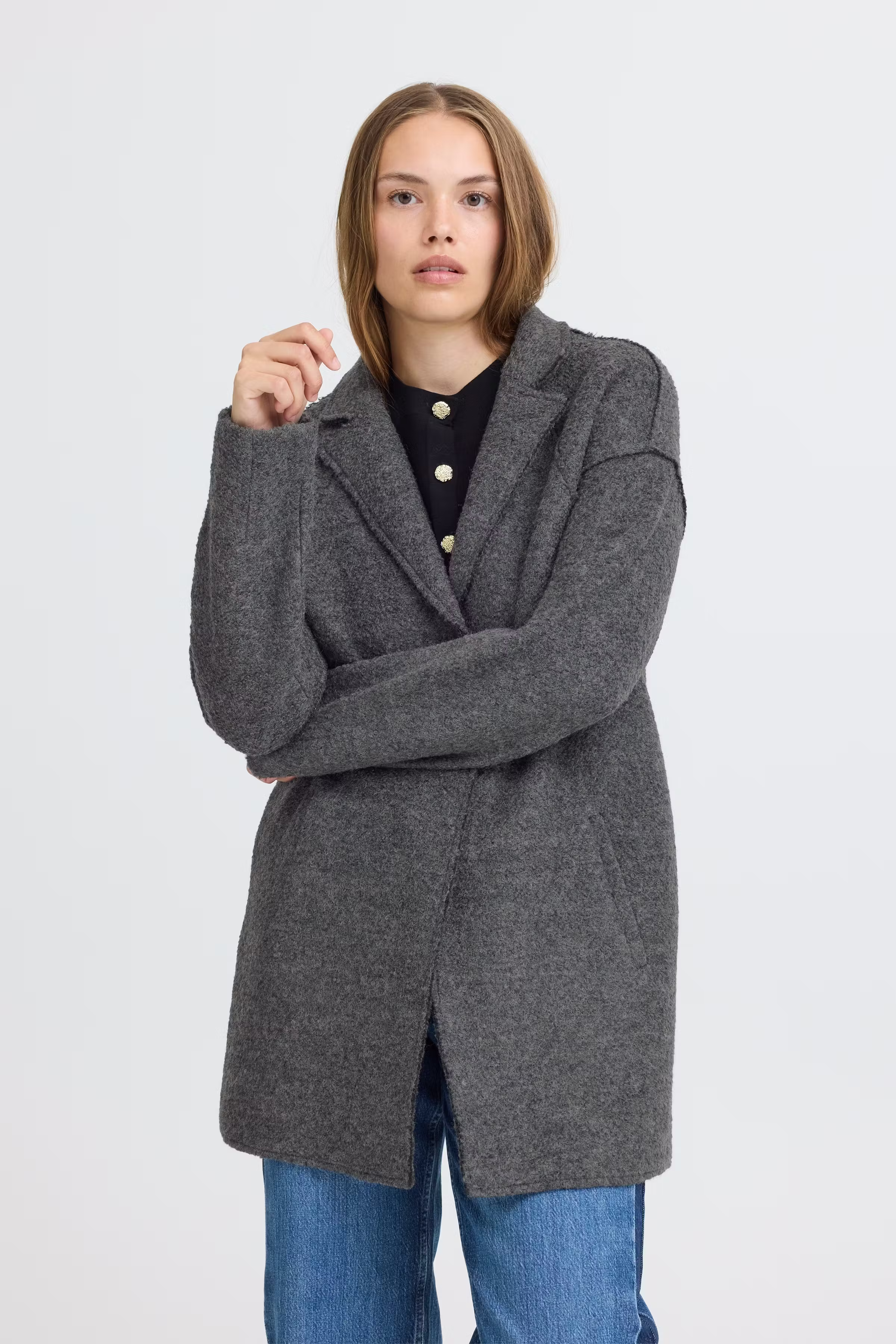 PZLULA Mantel LOOKBOOK FRONT 50209165-204309