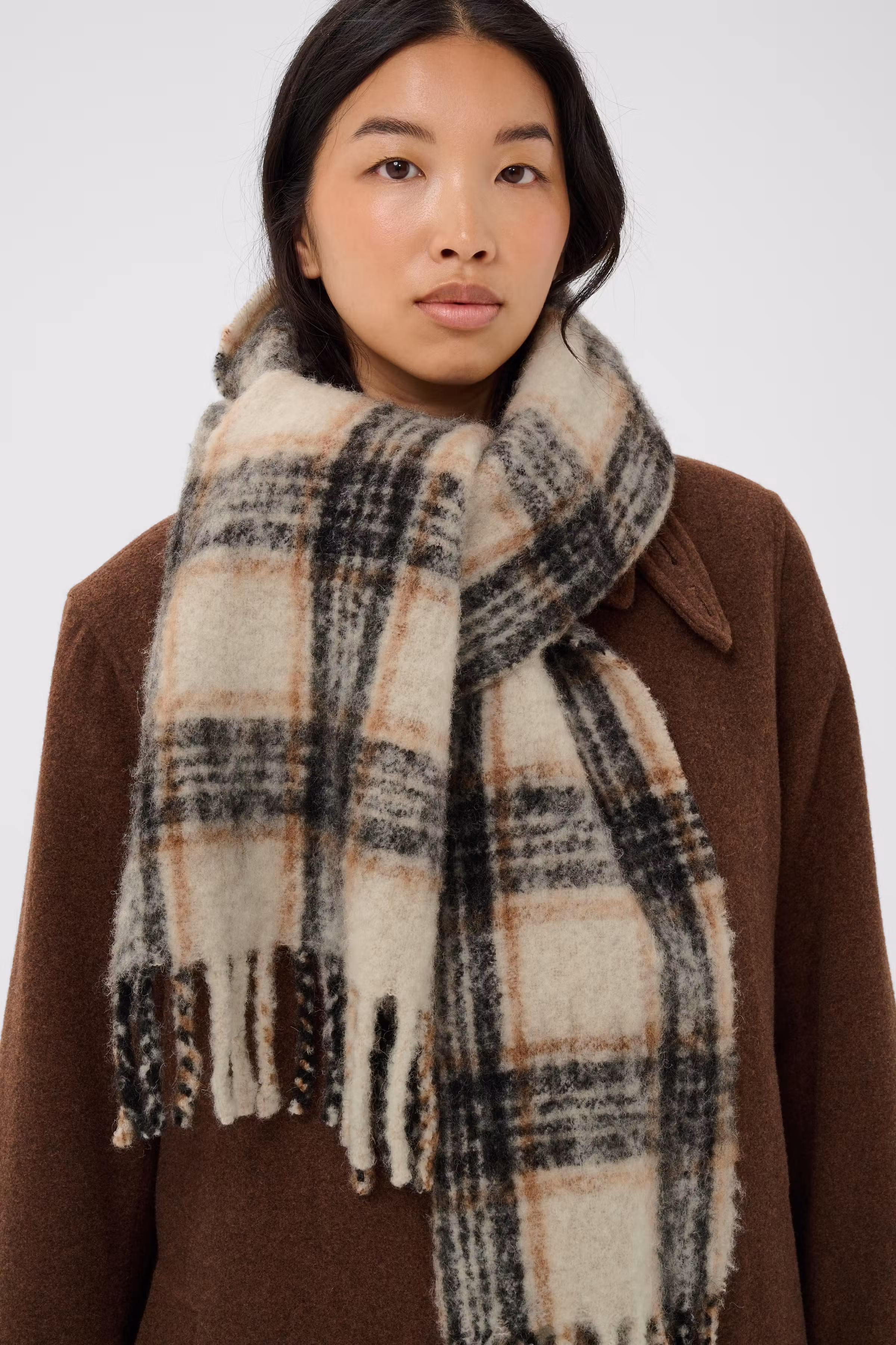 ChalenaPW Skjerf LOOKBOOK DETAIL 30310721-305142