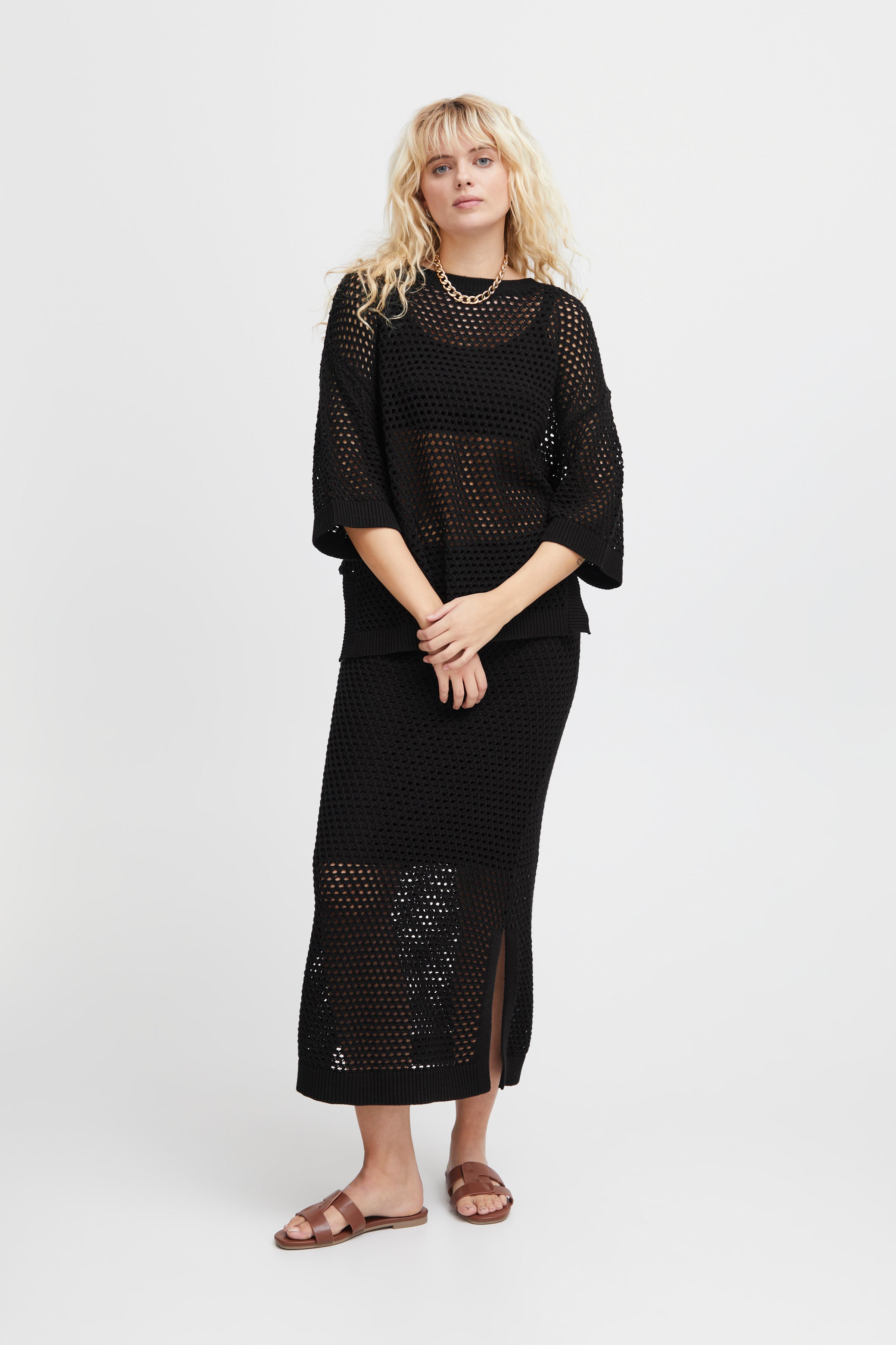 IHALAINE Rock LOOKBOOK FRONT 20120354-194008