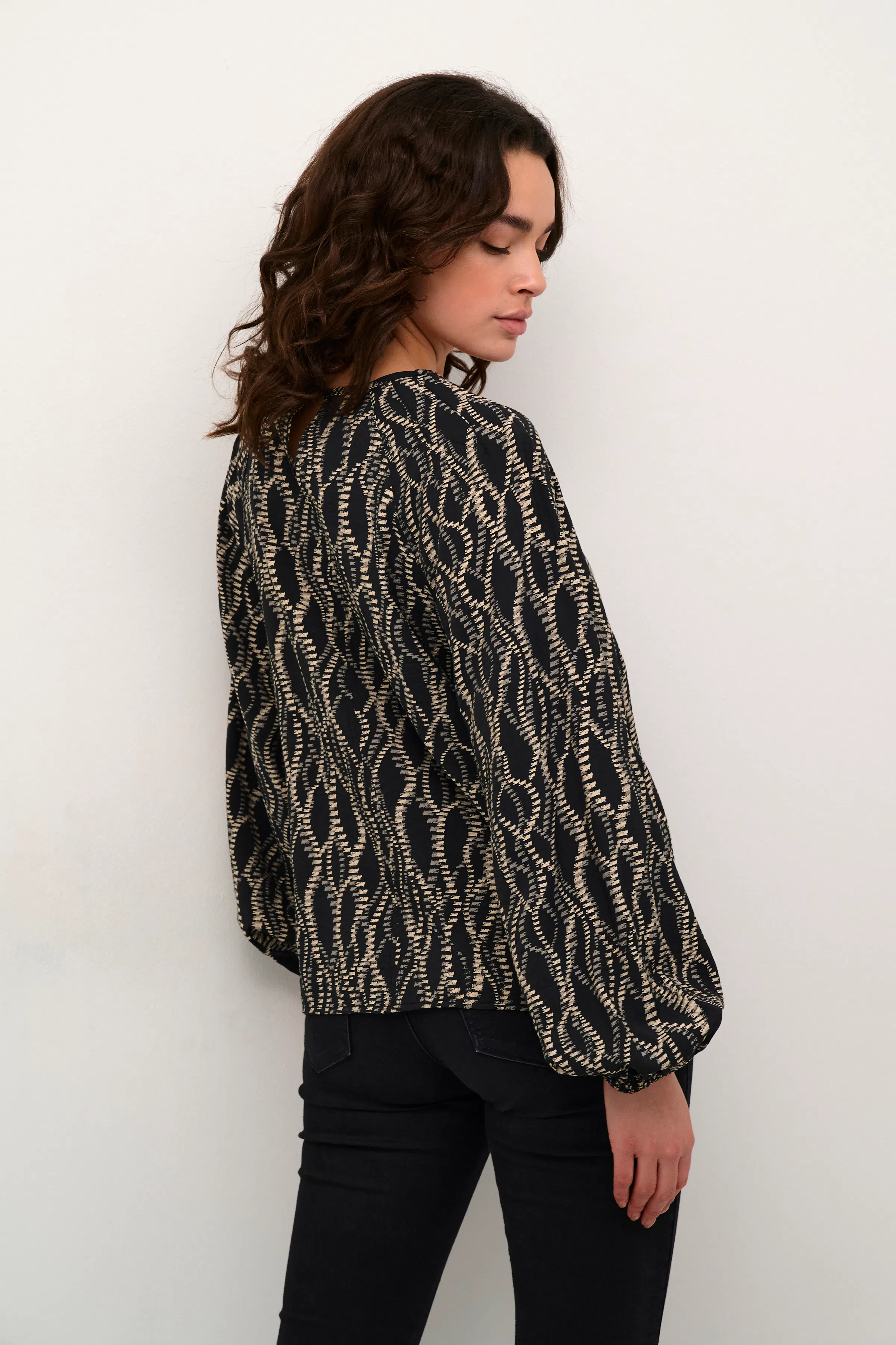KAdunora Bluse LOOKBOOK BACK 10509197-106591