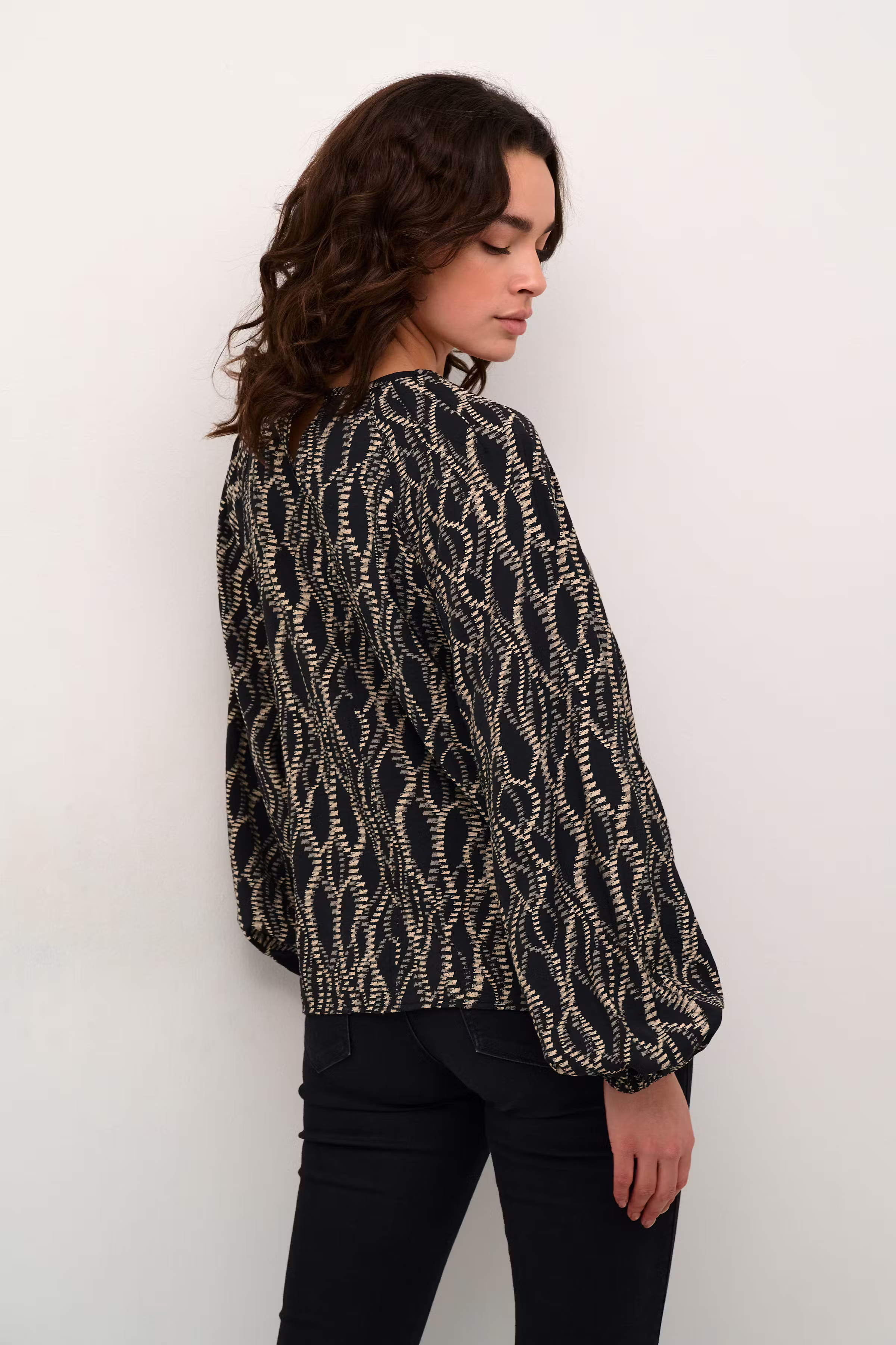 KAdunora Bluse LOOKBOOK BACK 10509197-106591