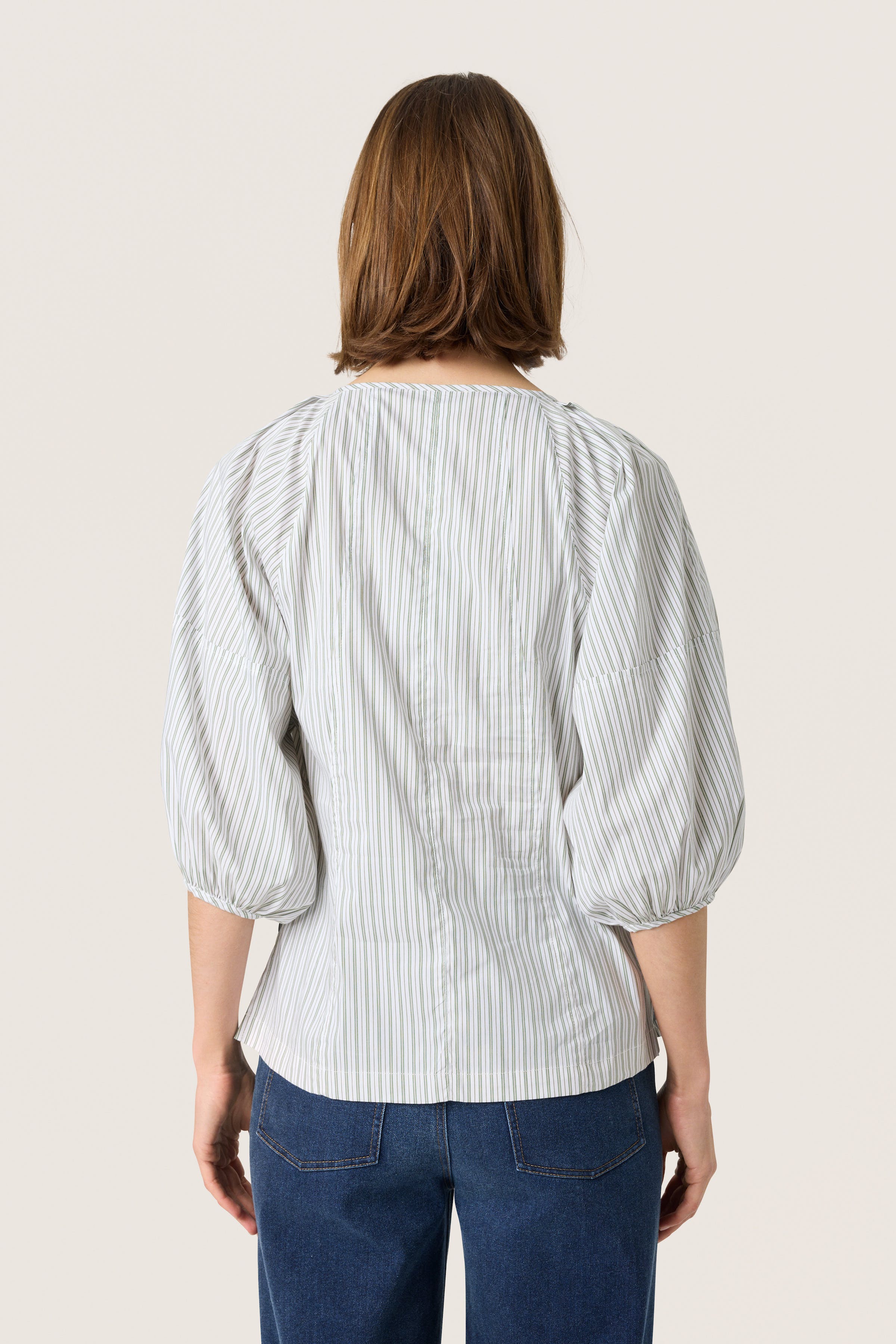 SLHelen Blouse LOOKBOOK BACK 30408486-303938