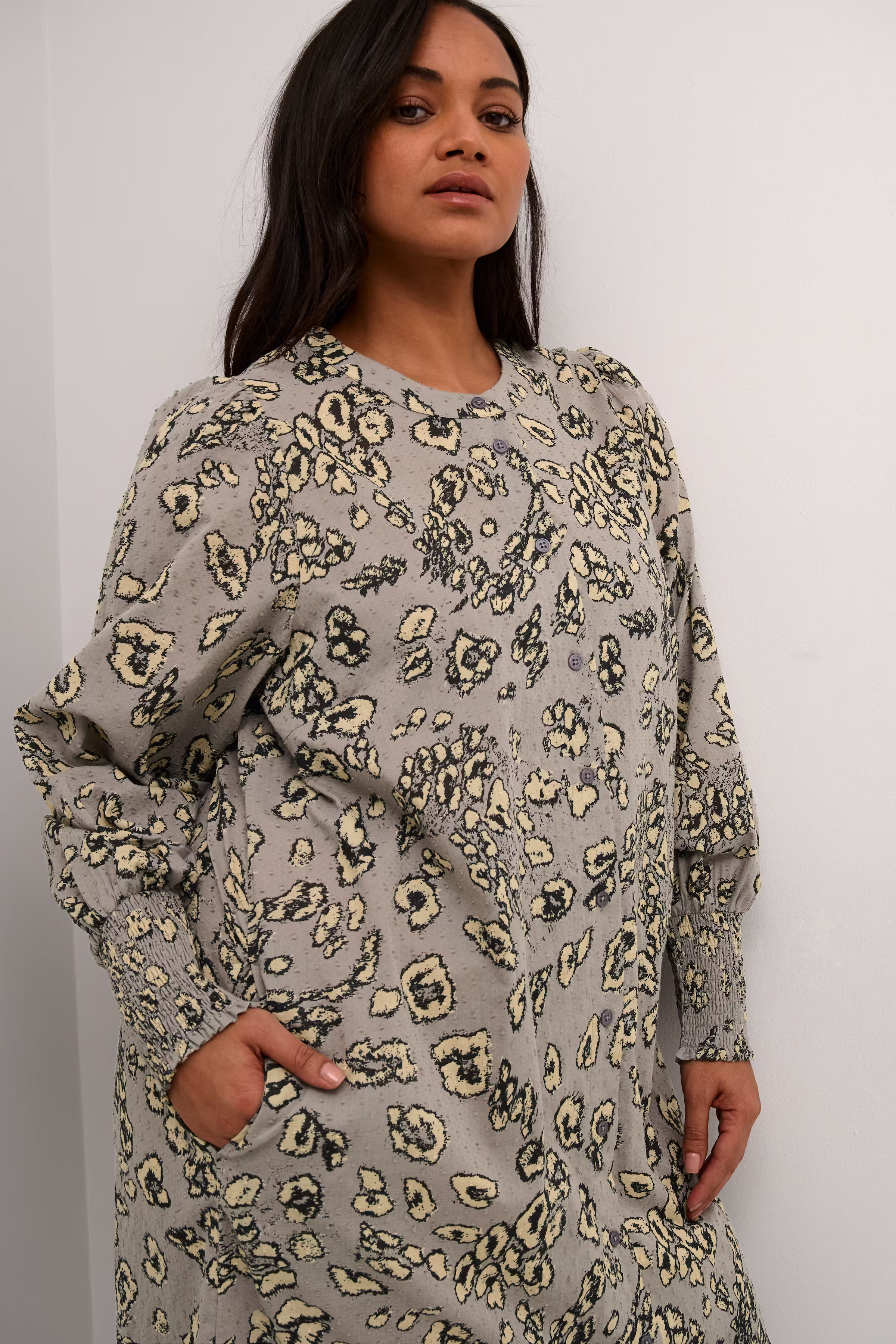 KCliana Robe LOOKBOOK DETAIL 10582447-106201