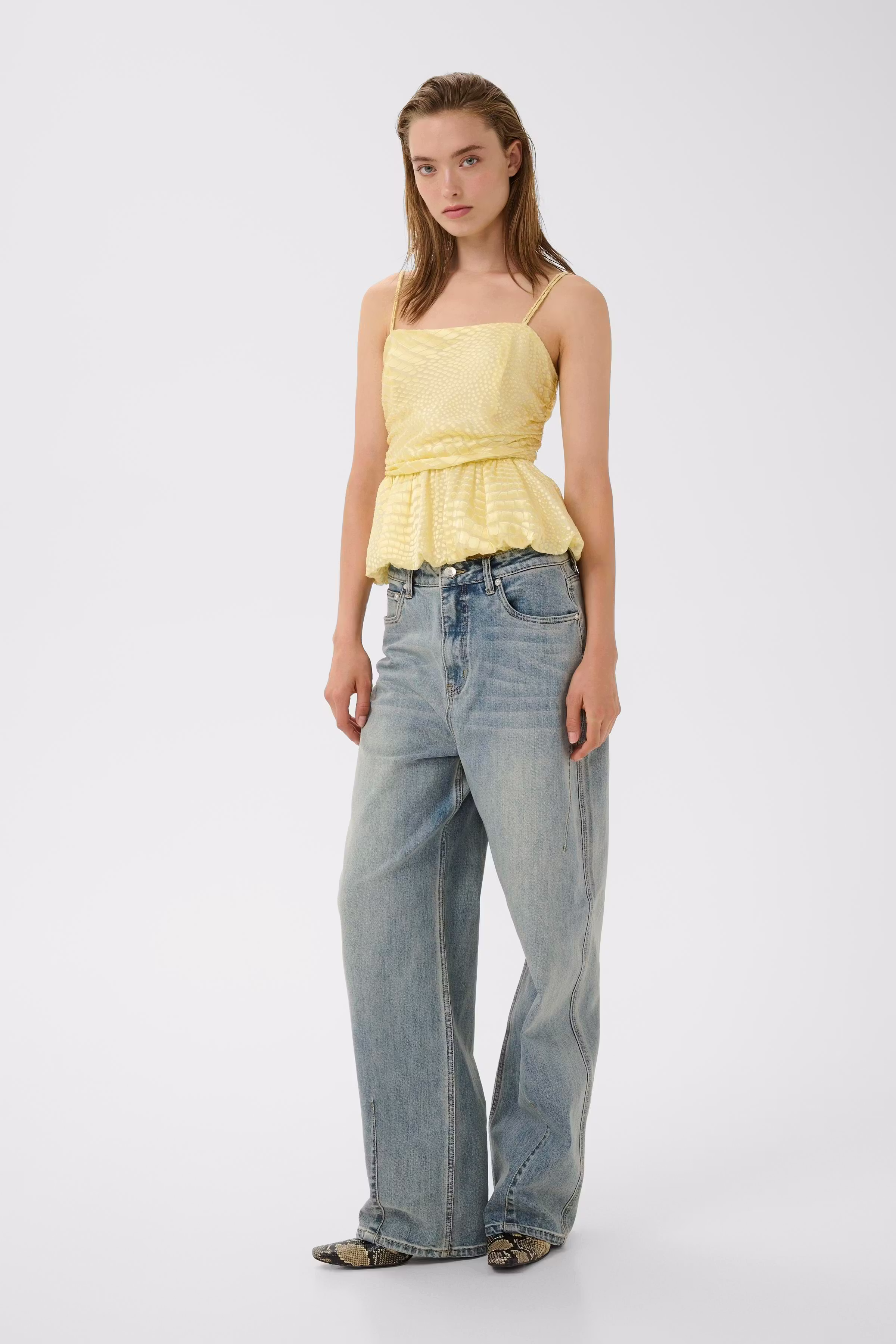 GZdoreen Top LOOKBOOK FRONT 10911172-120722