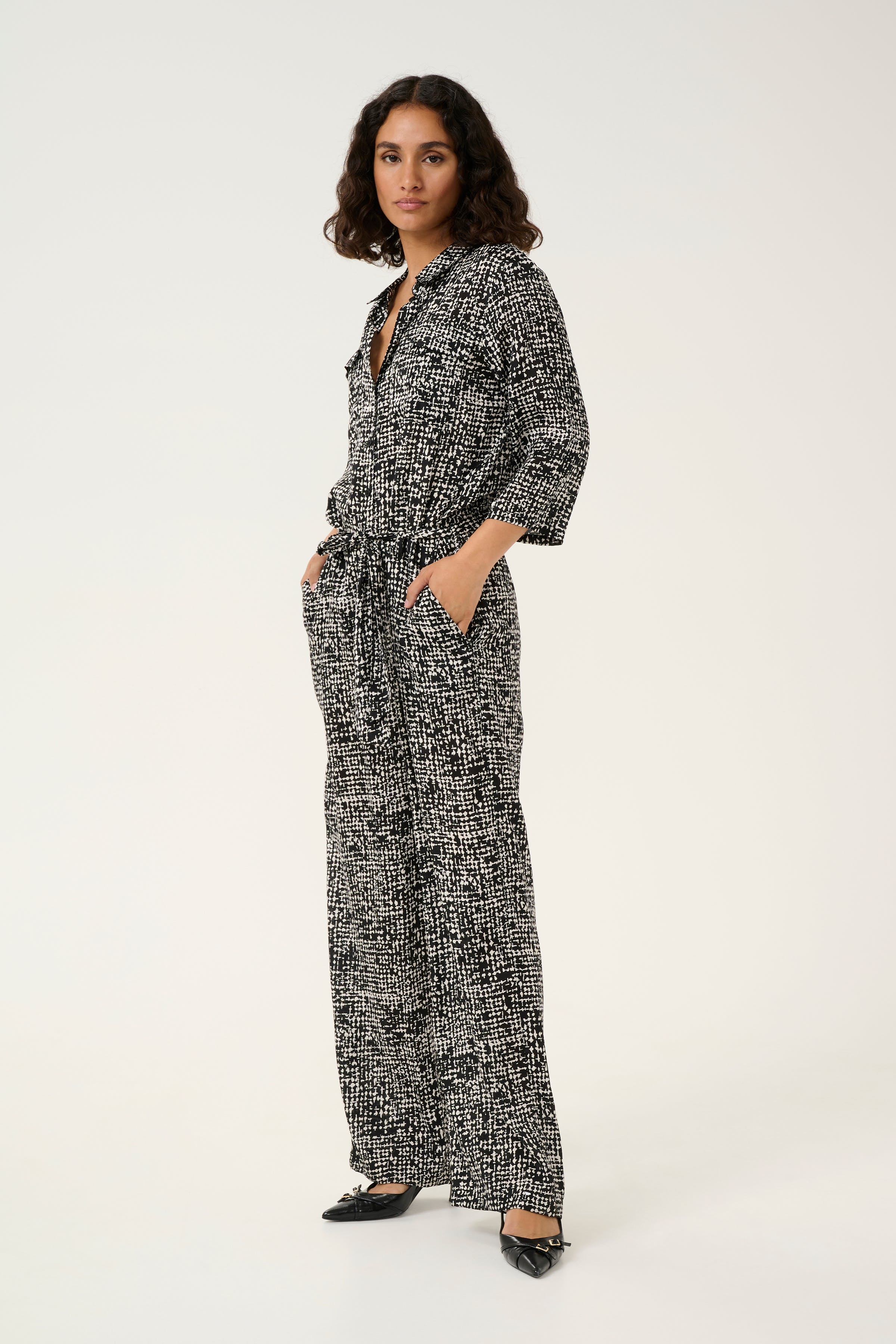 KApollie Overall LOOKBOOK FRONT 10509533-106988