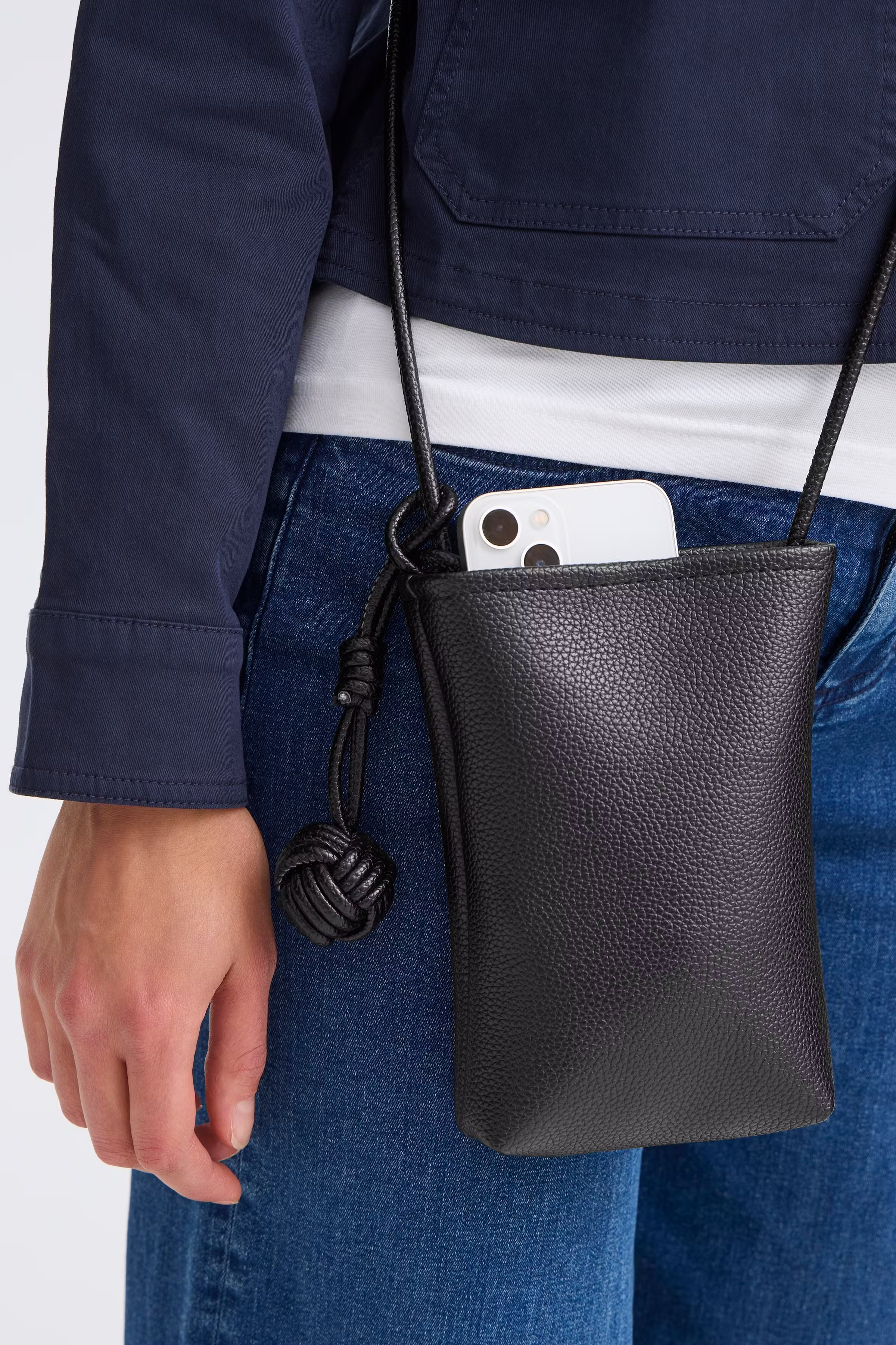 FRTIVA Veske LOOKBOOK FRONT 20617829-194008