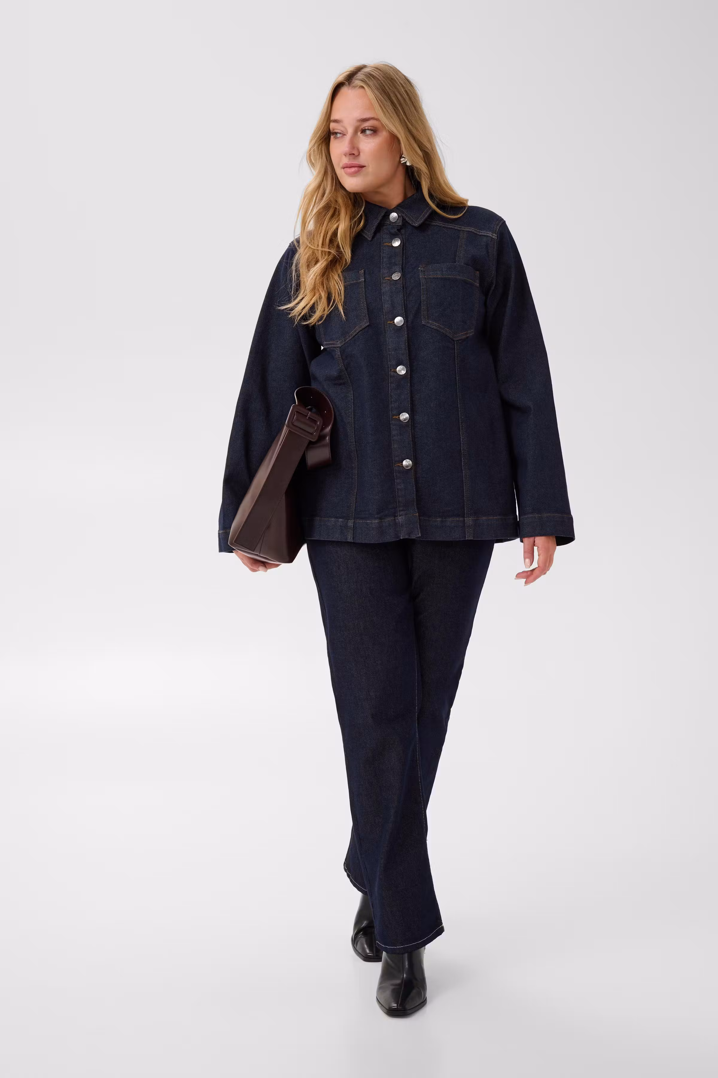 KCallie Hemd LOOKBOOK FRONT 10584518-109824
