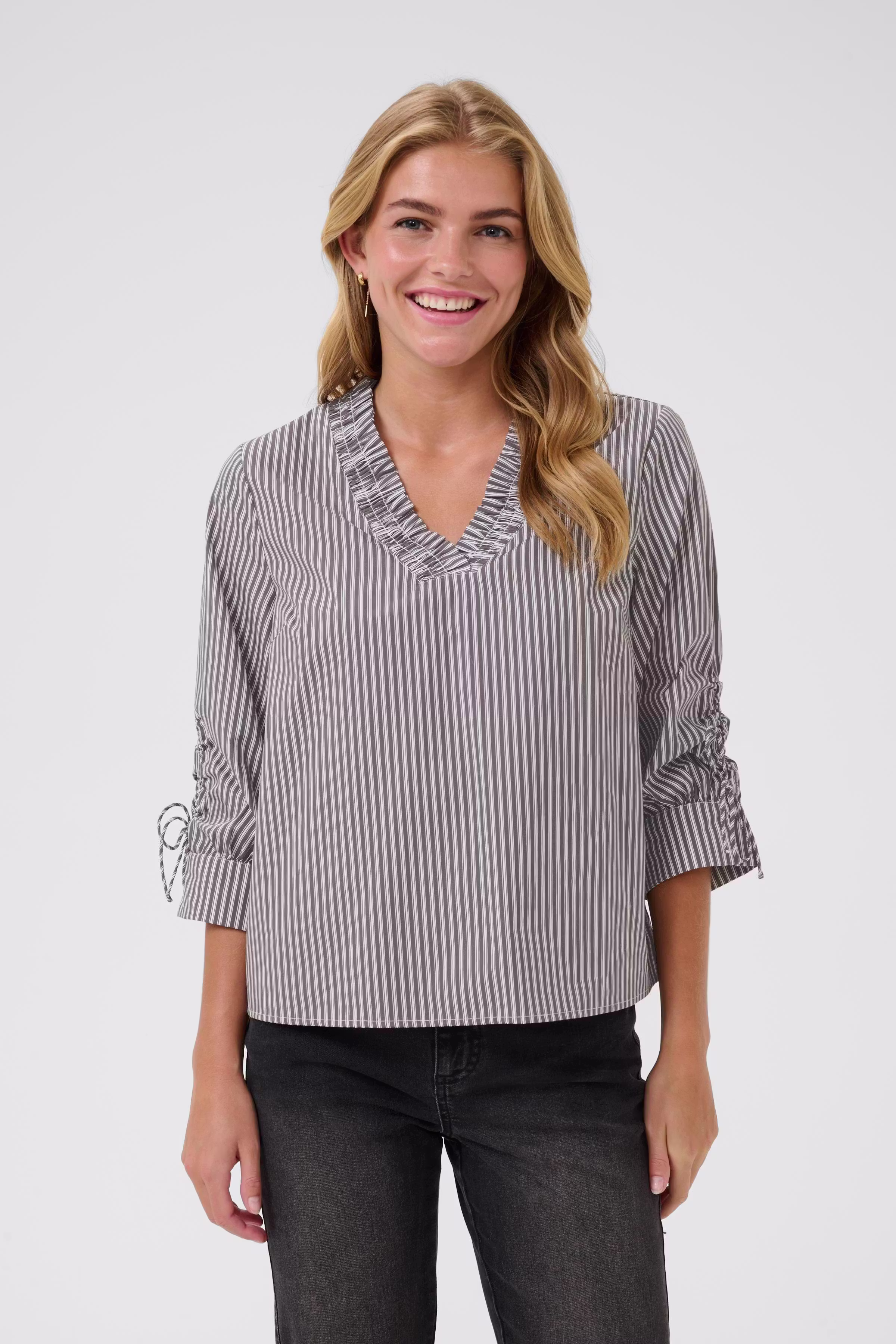 KAmarianne Skjorte LOOKBOOK FRONT 10510726-108243