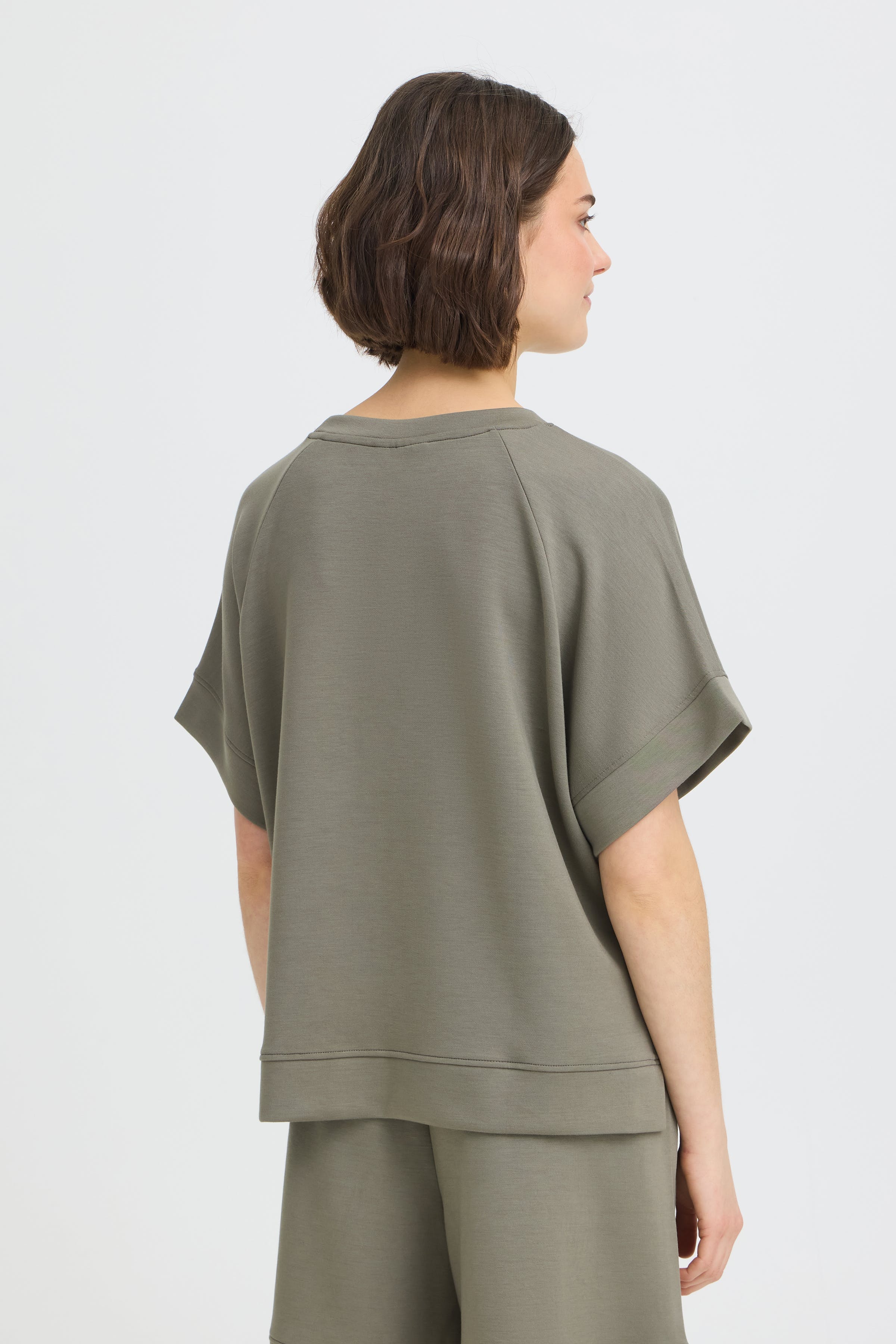 FRAURORA T-shirt LOOKBOOK BACK 20617749-180516
